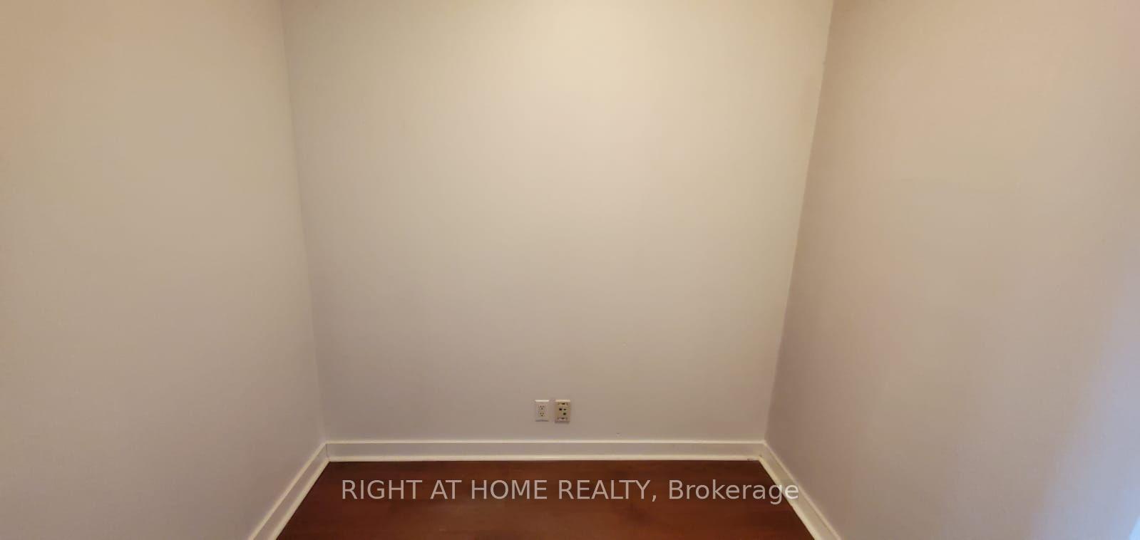 Photo 8 of Unit 2801, 397 Front Street W, Toronto, Waterfront Communities — HOMEH