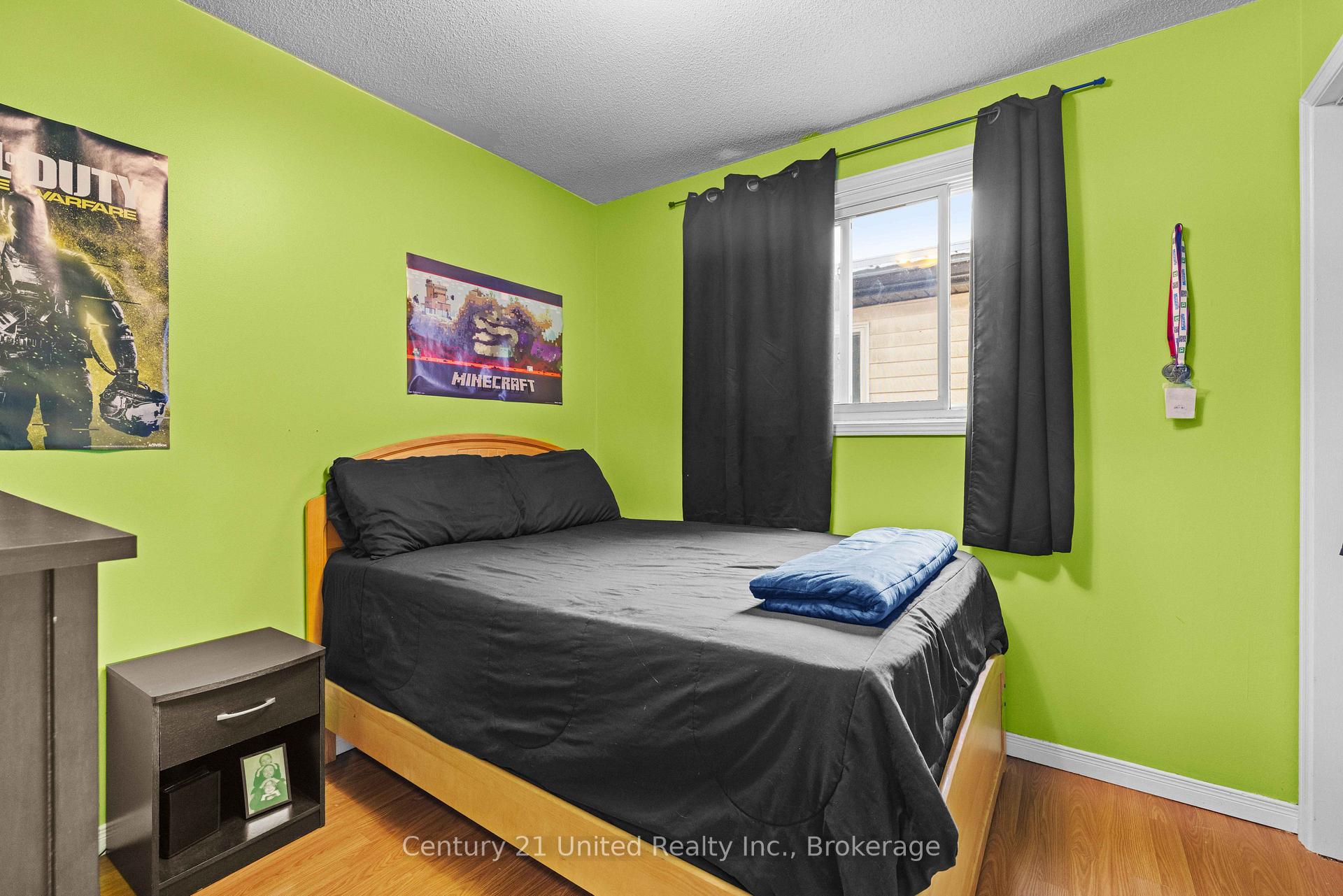 Photo 16 of 718 Mountain Ash Road, Peterborough, Otonabee Ward 1 — HOMEH