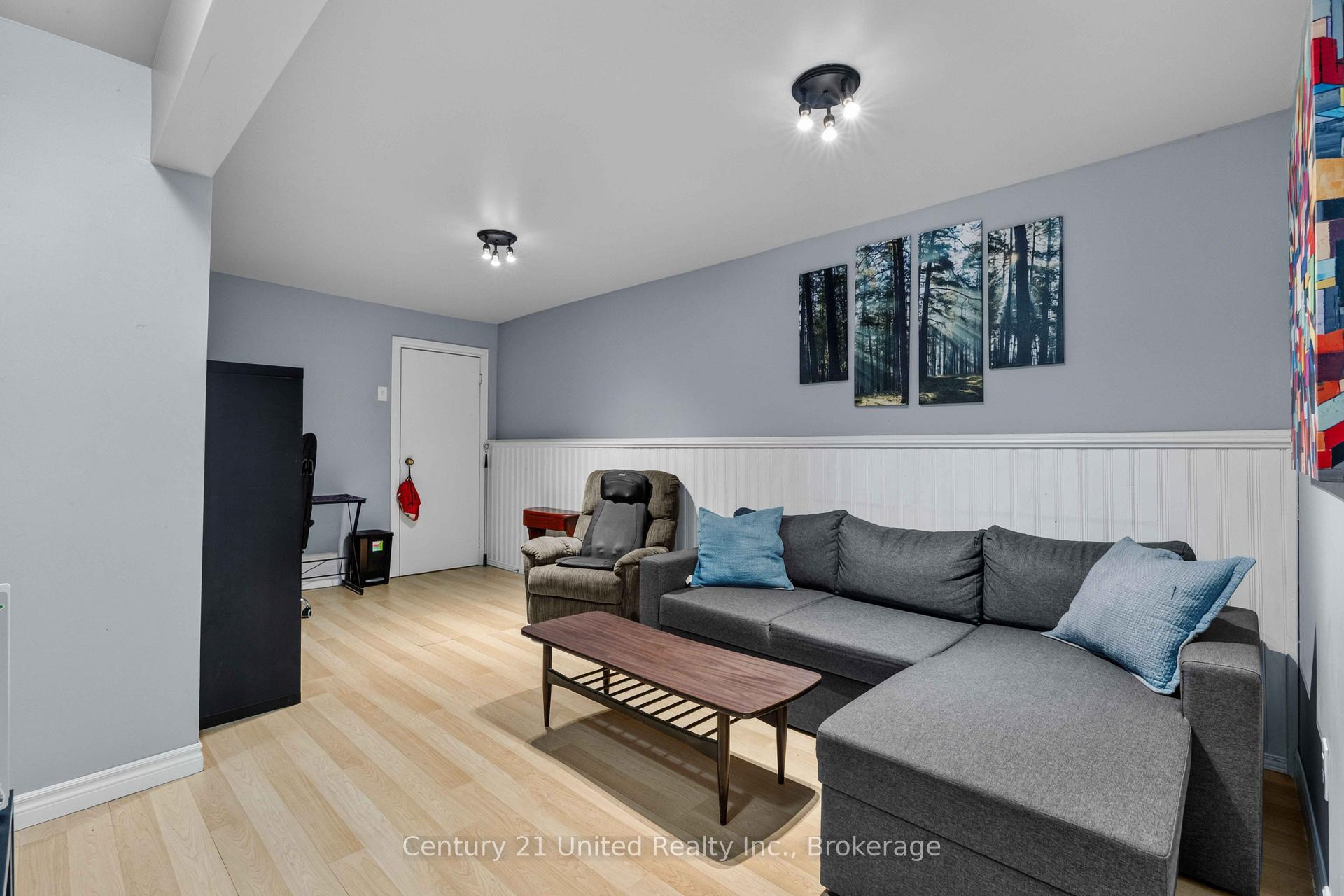 Photo 25 of 718 Mountain Ash Road, Peterborough, Otonabee Ward 1 — HOMEH