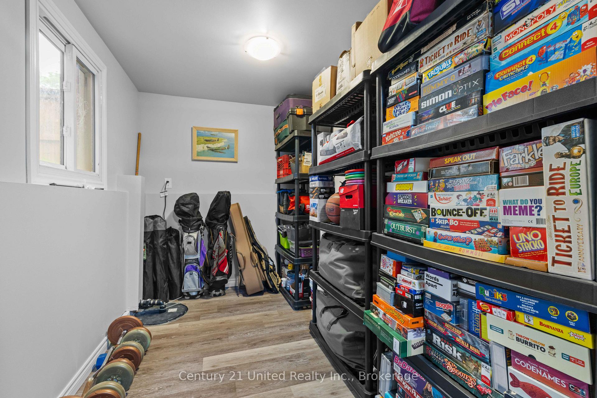Photo 29 of 718 Mountain Ash Road, Peterborough, Otonabee Ward 1 — HOMEH