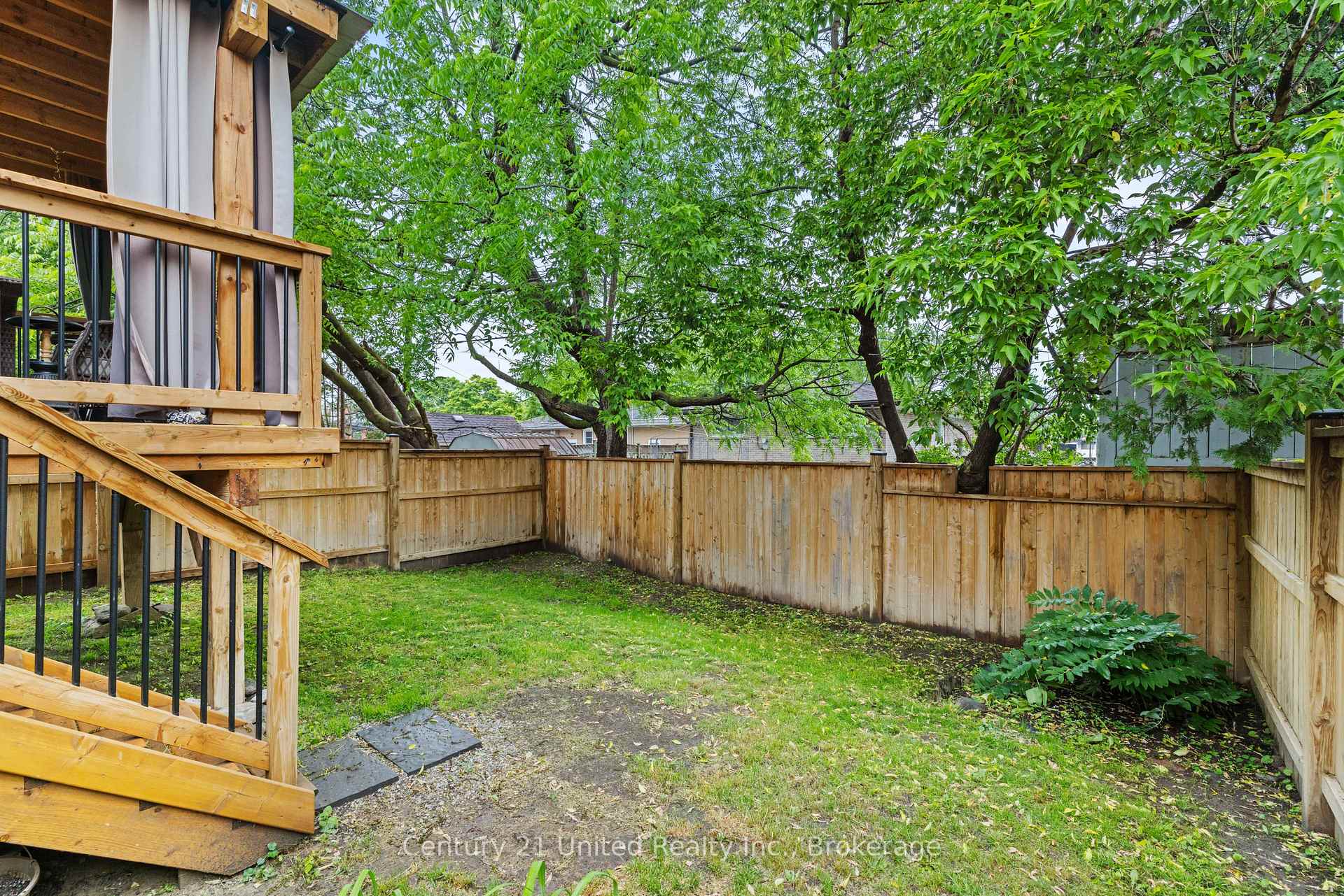 Photo 37 of 718 Mountain Ash Road, Peterborough, Otonabee Ward 1 — HOMEH