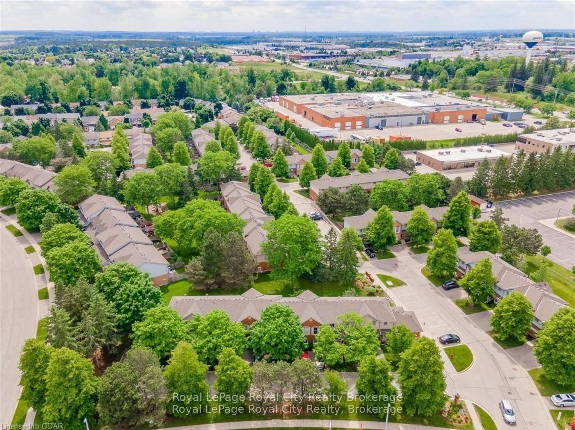 Photo 6 of Unit 80, 180 Marksam Road, Guelph, Willow West/Sugarbush/West Acres — HOMEH