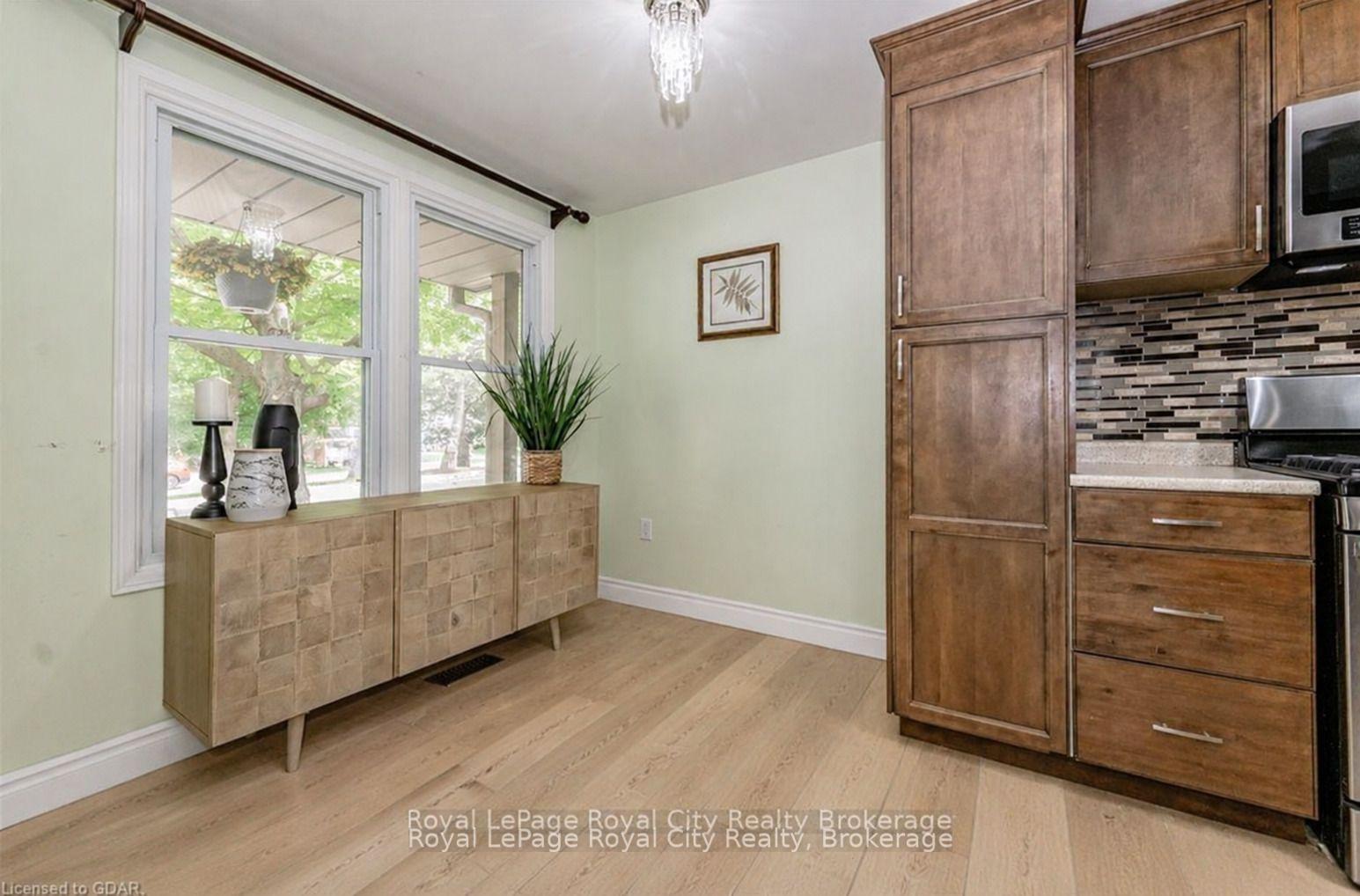 Photo 11 of Unit 80, 180 Marksam Road, Guelph, Willow West/Sugarbush/West Acres — HOMEH