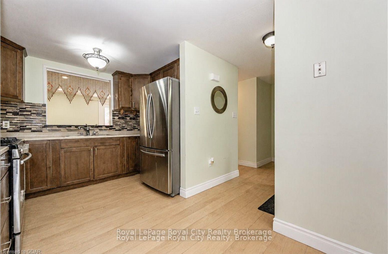 Photo 12 of Unit 80, 180 Marksam Road, Guelph, Willow West/Sugarbush/West Acres — HOMEH
