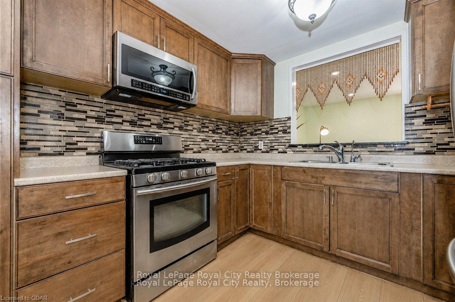 Photo 13 of Unit 80, 180 Marksam Road, Guelph, Willow West/Sugarbush/West Acres — HOMEH
