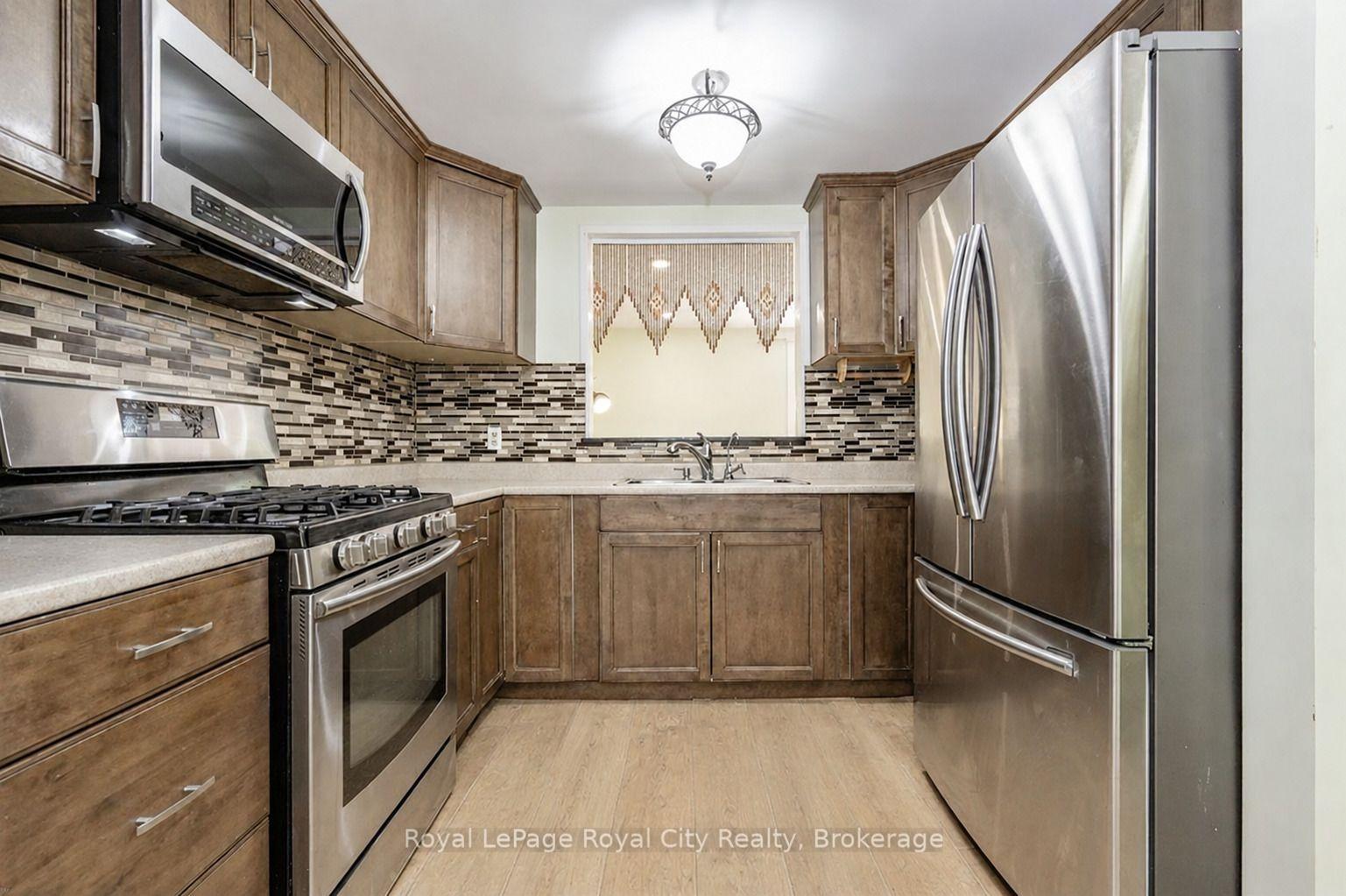 Photo 15 of Unit 80, 180 Marksam Road, Guelph, Willow West/Sugarbush/West Acres — HOMEH