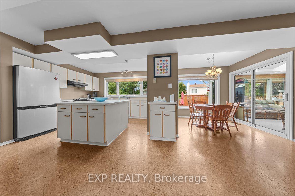 Photo 16 of 2719 Wyldewood Street, Ottawa, Emerald Woods/Sawmill Creek — HOMEH