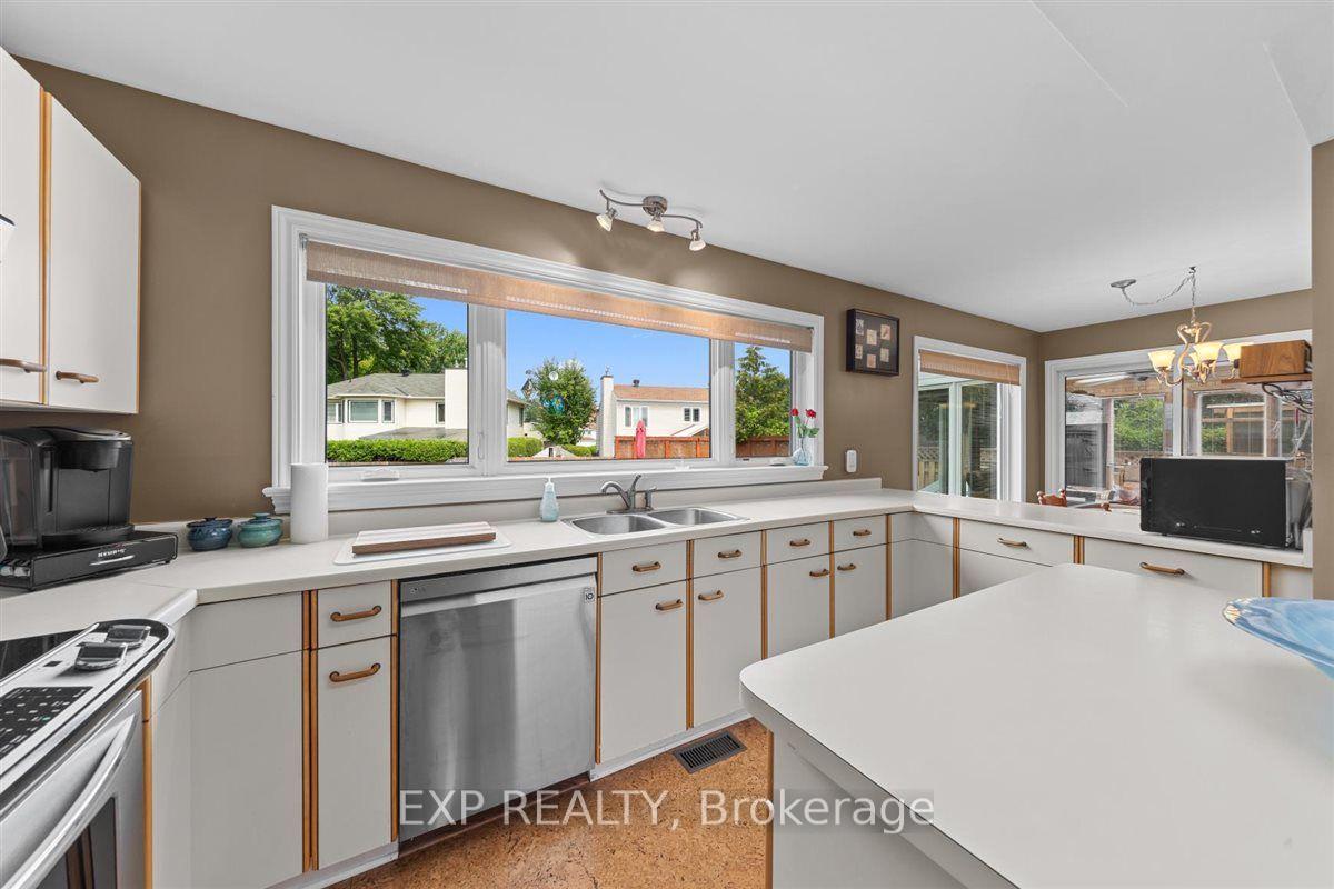 Photo 17 of 2719 Wyldewood Street, Ottawa, Emerald Woods/Sawmill Creek — HOMEH