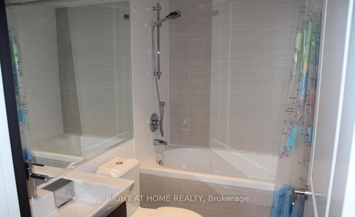 Photo 8 of Unit 4010, 386 Yonge Street, Toronto, Bay Street Corridor — HOMEH