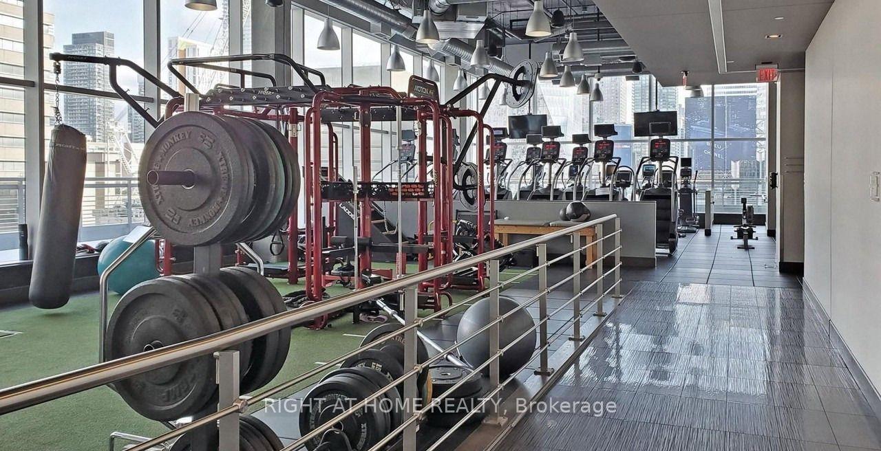 Photo 17 of Unit 4010, 386 Yonge Street, Toronto, Bay Street Corridor — HOMEH