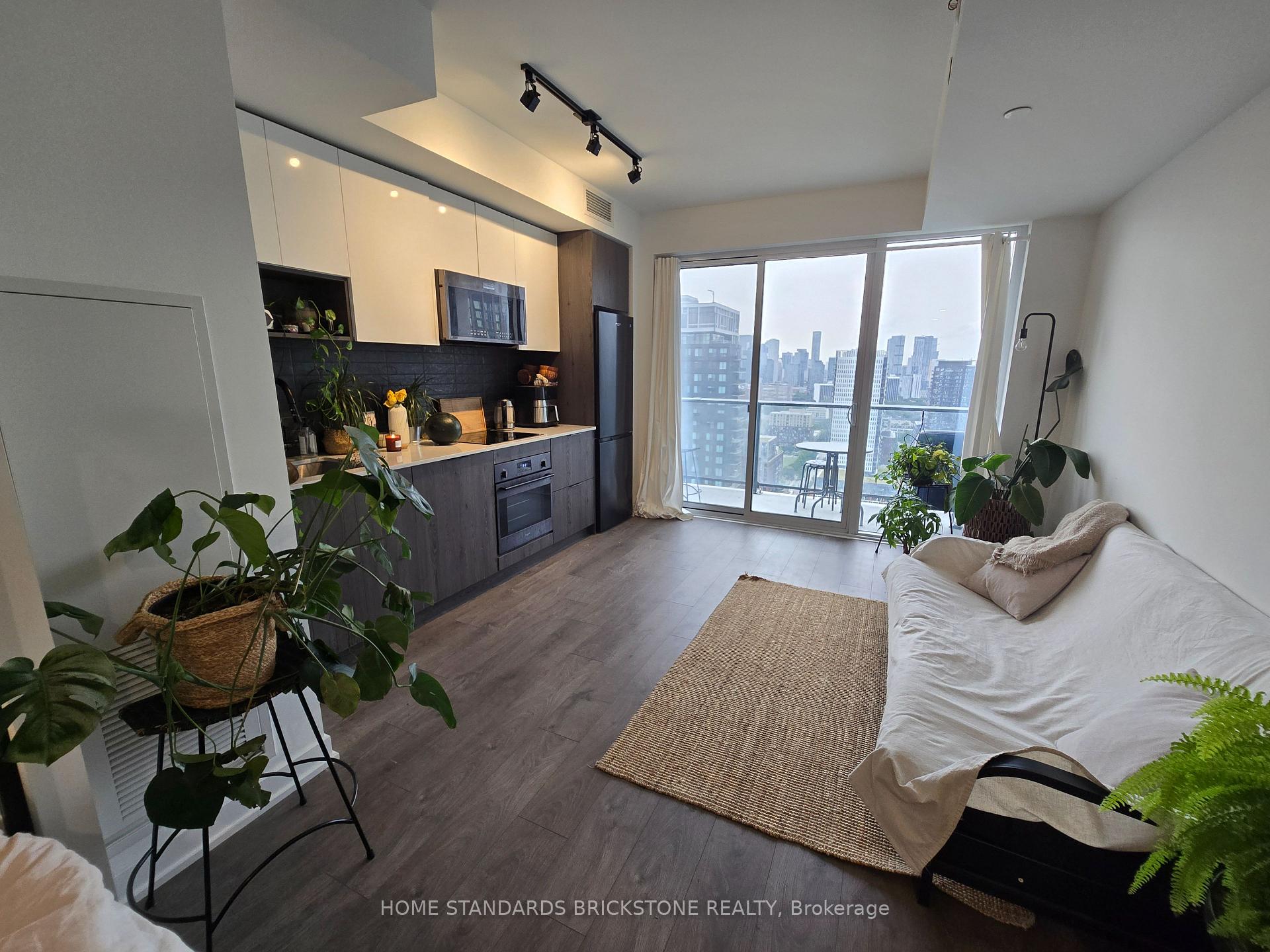 Photo 4 of Unit 2707, 5 Defries Street, Toronto, Regent Park — HOMEH