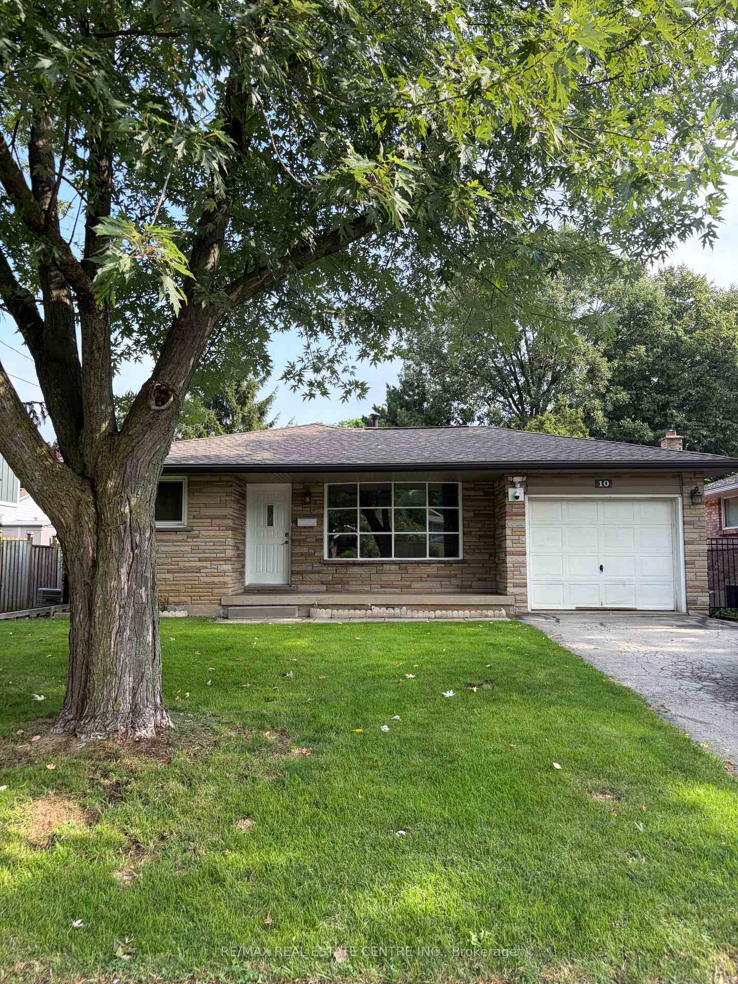 Photo 1 of 10 Miami Drive, Hamilton, Rolston — HOMEH