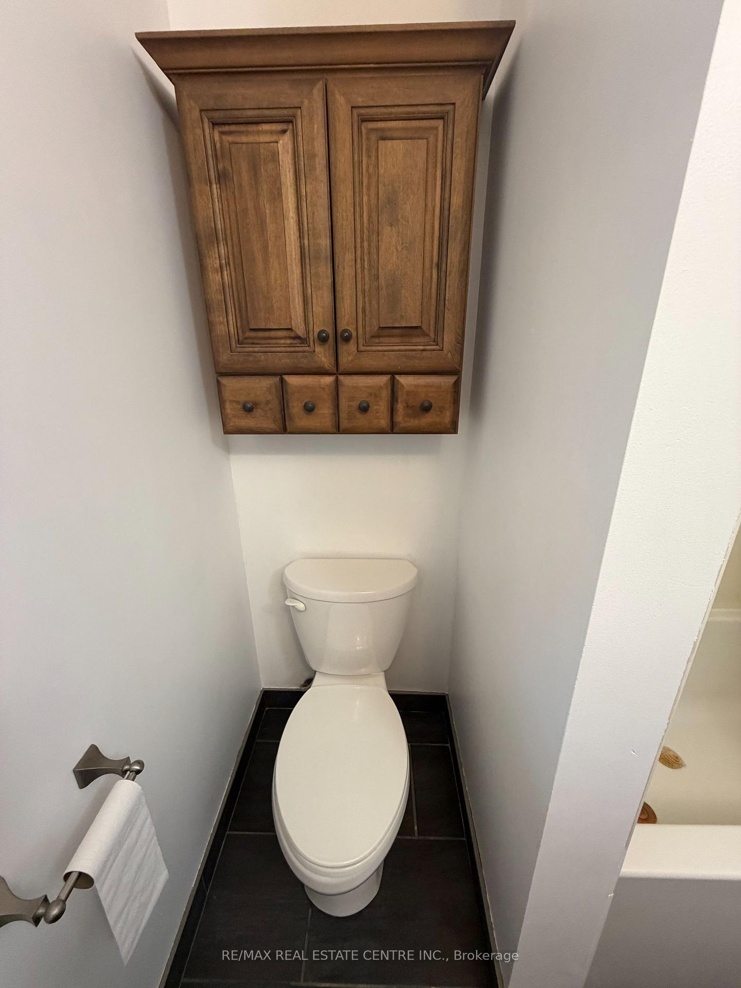 Photo 11 of 10 Miami Drive, Hamilton, Rolston — HOMEH