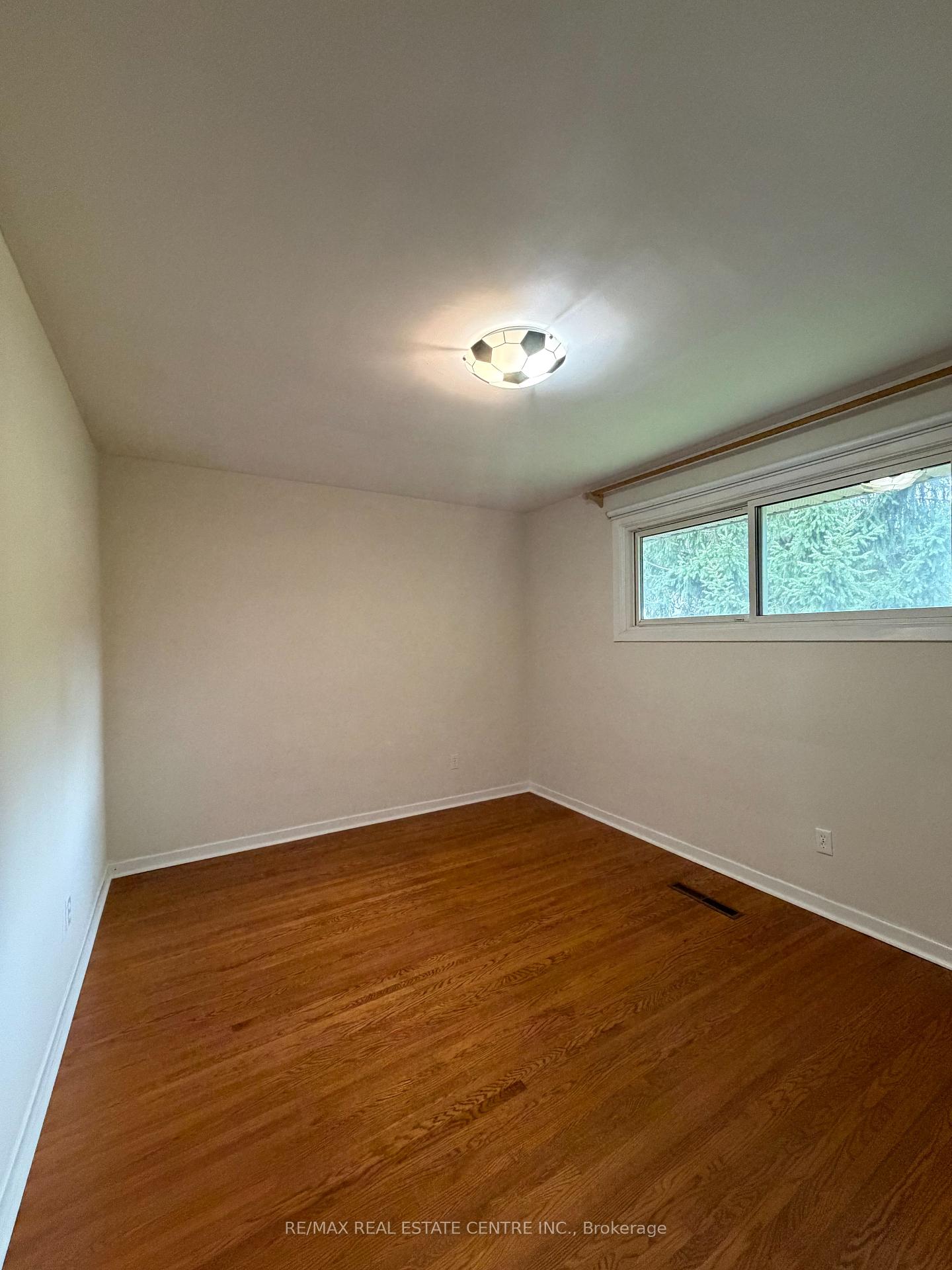 Photo 14 of 10 Miami Drive, Hamilton, Rolston — HOMEH