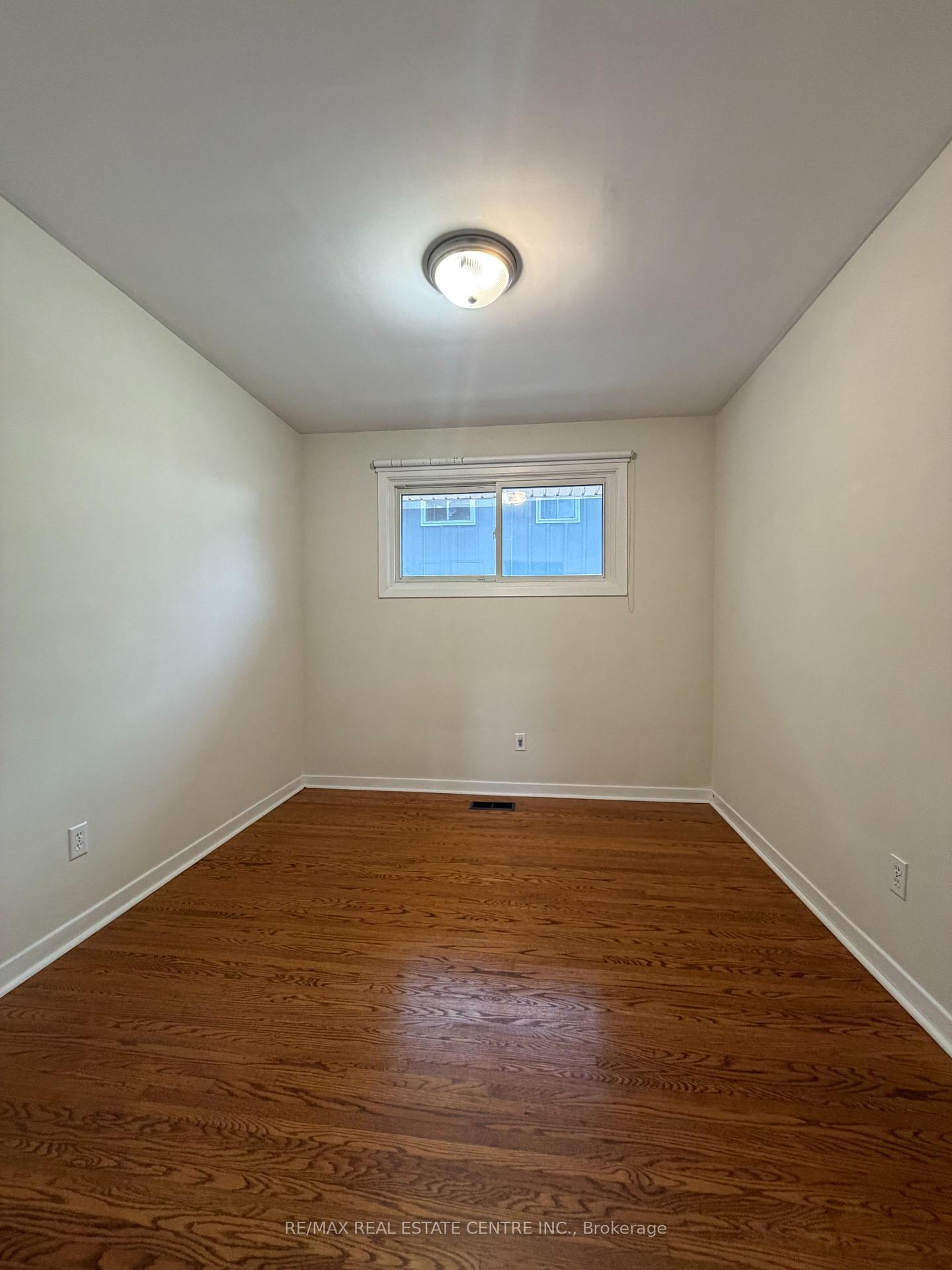 Photo 15 of 10 Miami Drive, Hamilton, Rolston — HOMEH