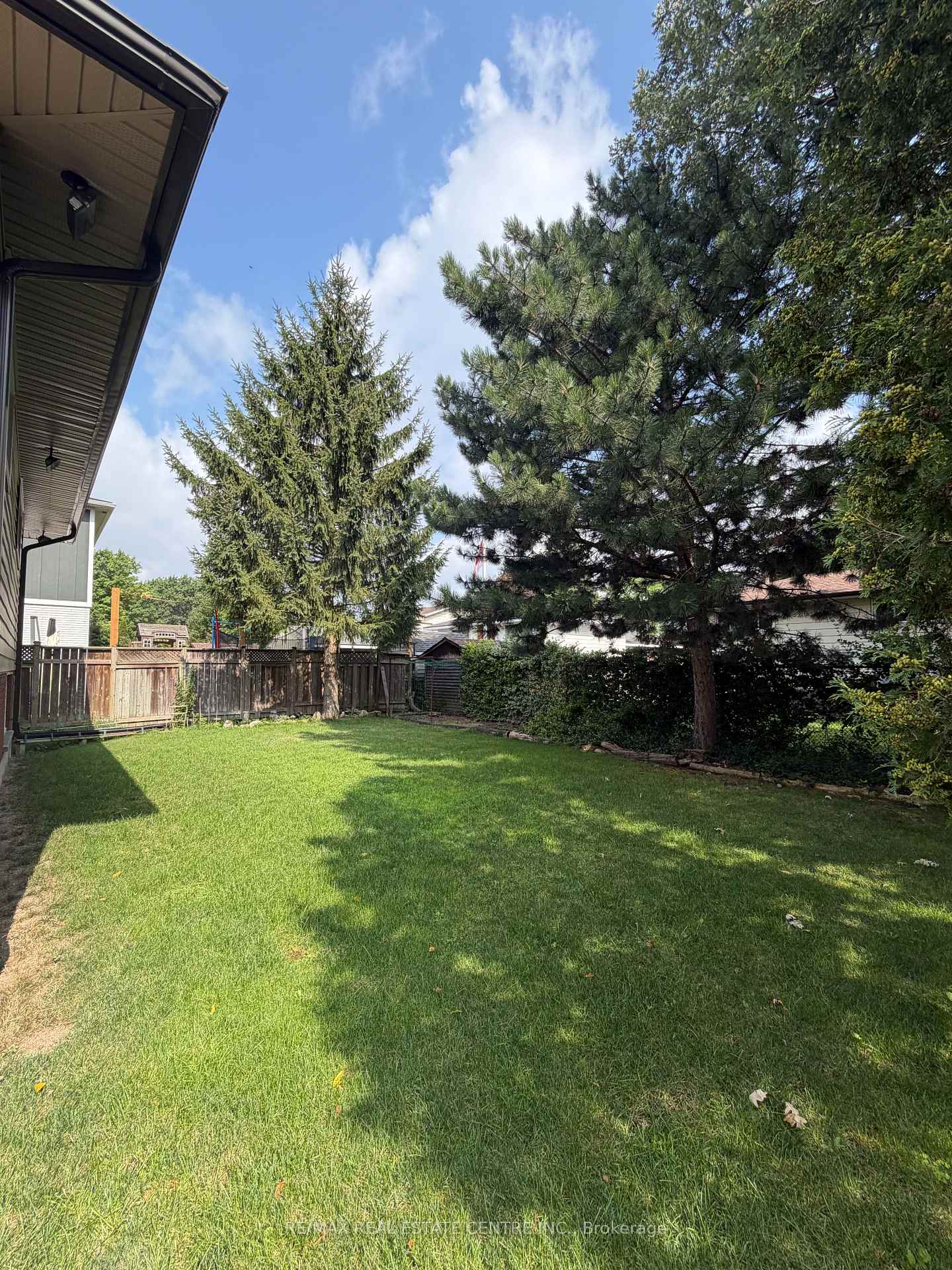 Photo 35 of 10 Miami Drive, Hamilton, Rolston — HOMEH