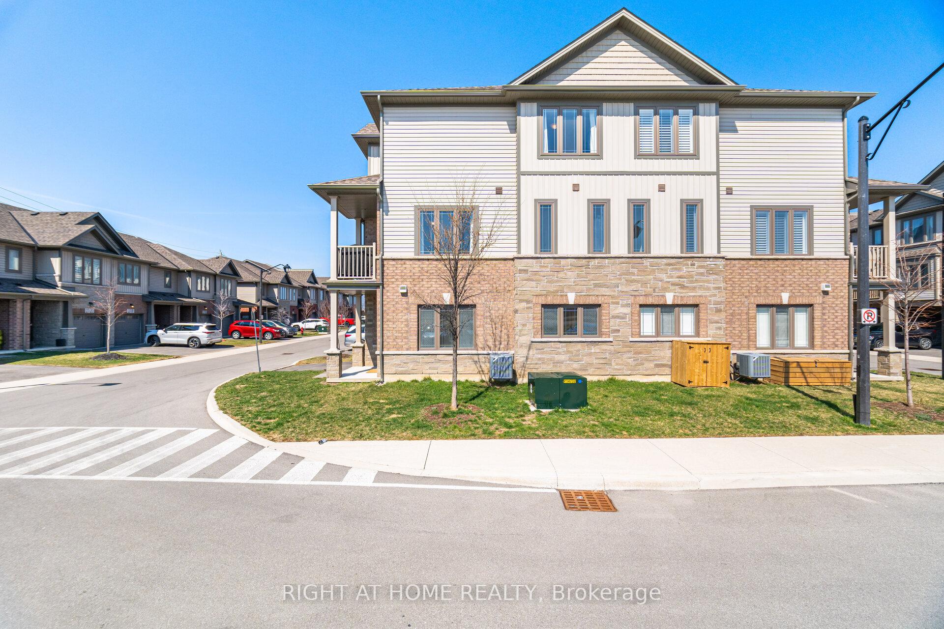 Photo 3 of Unit 25, 27 Rachel Drive, Hamilton, Winona Park — HOMEH
