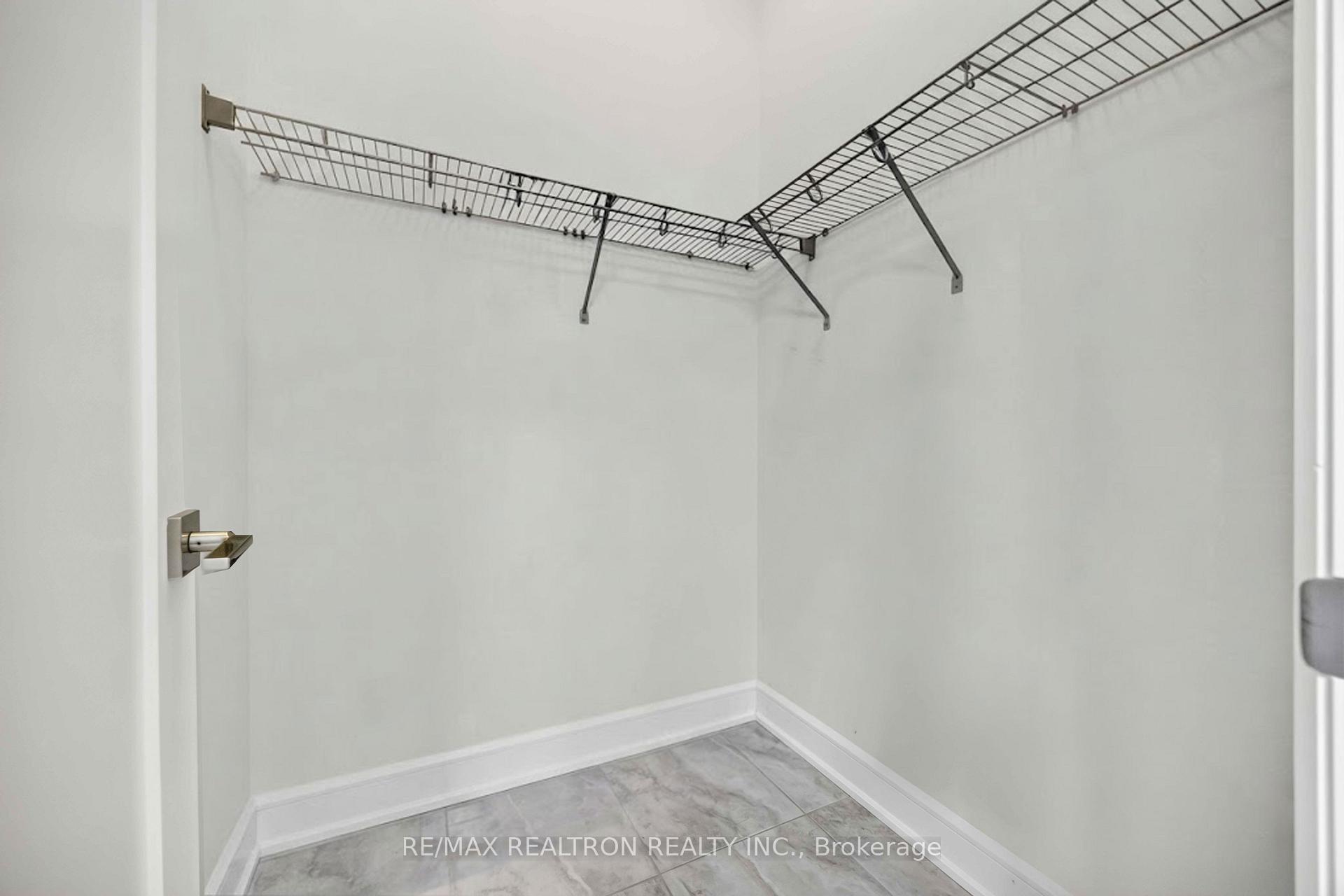 Photo 8 of 136 Abner Miles Drive, Vaughan, Patterson — HOMEH