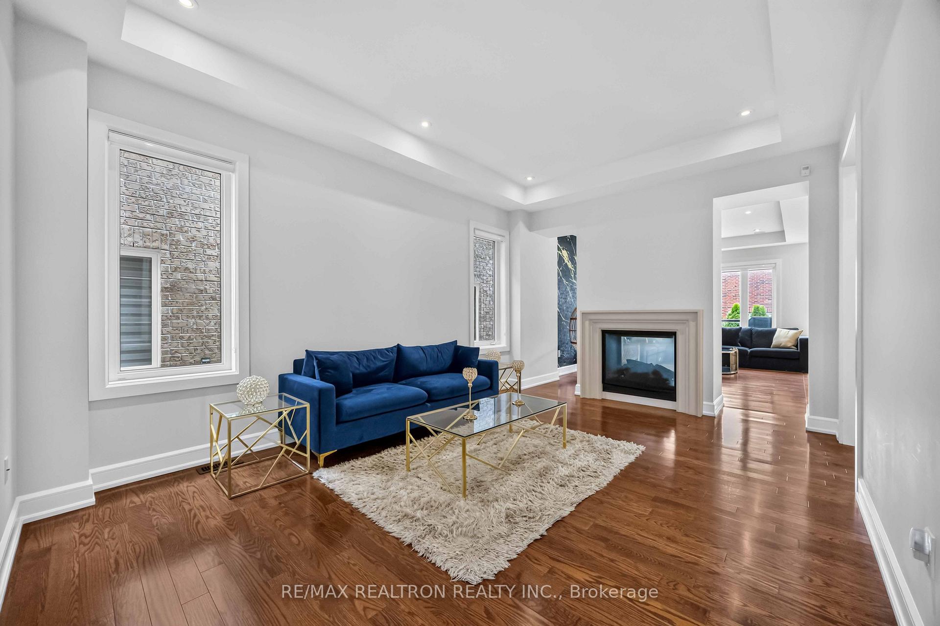 Photo 9 of 136 Abner Miles Drive, Vaughan, Patterson — HOMEH