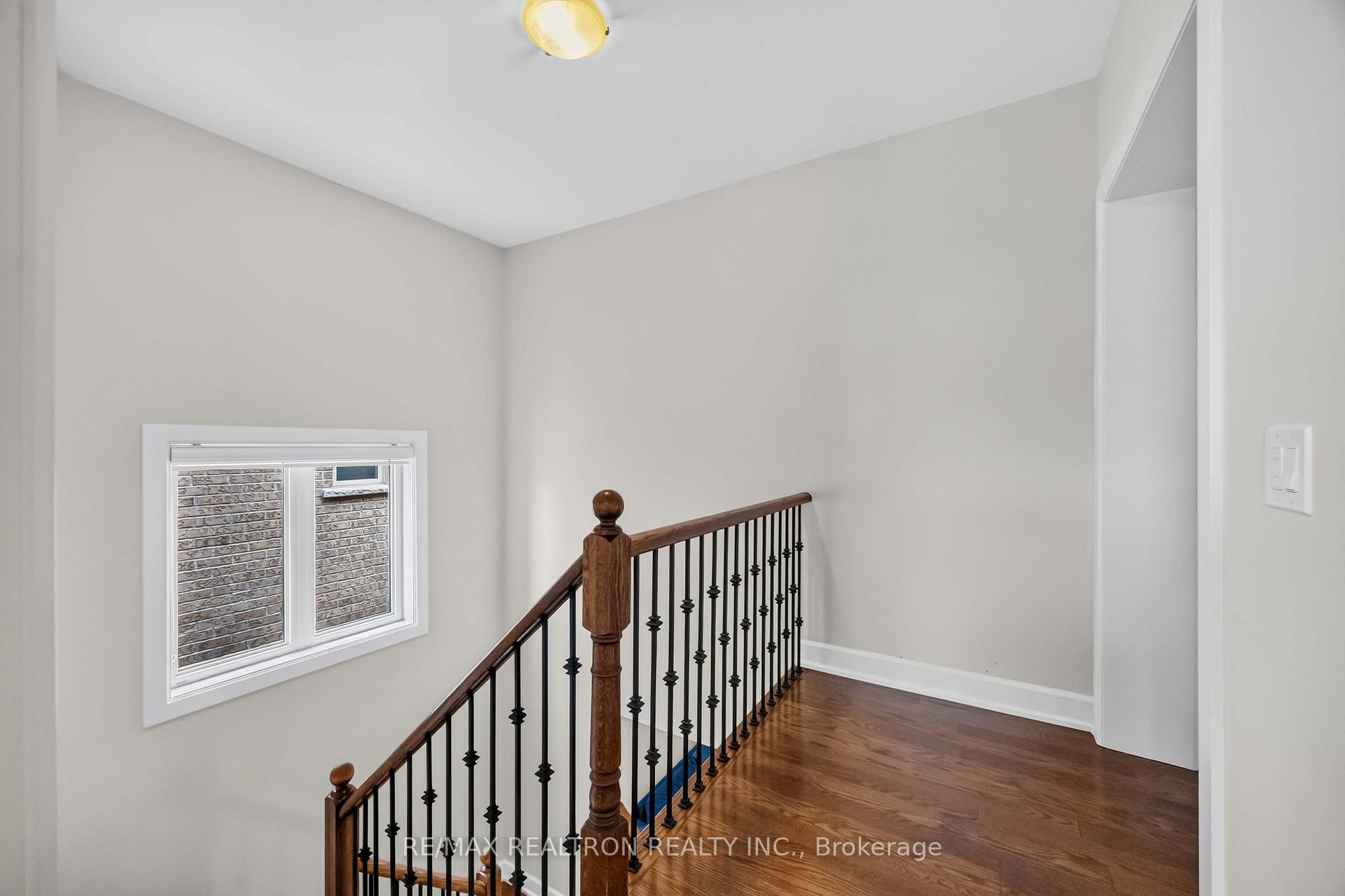 Photo 35 of 136 Abner Miles Drive, Vaughan, Patterson — HOMEH