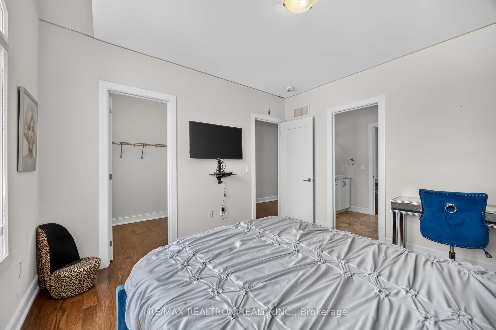Photo 51 of 136 Abner Miles Drive, Vaughan, Patterson — HOMEH