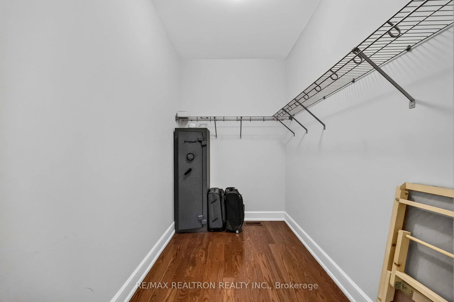 Photo 42 of 136 Abner Miles Drive, Vaughan, Patterson — HOMEH