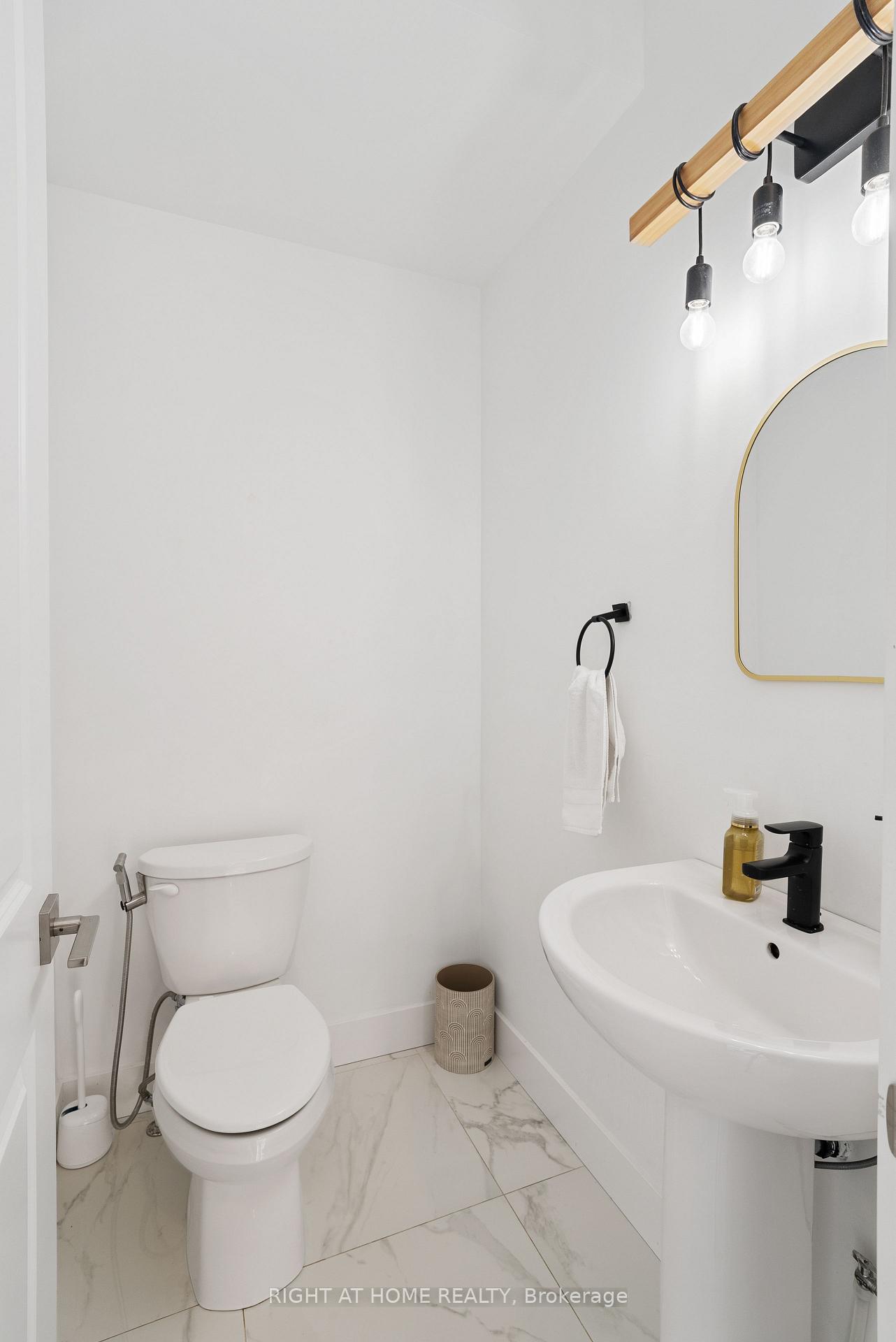 Photo 15 of 2705 Oriole Drive, London, South U — HOMEH