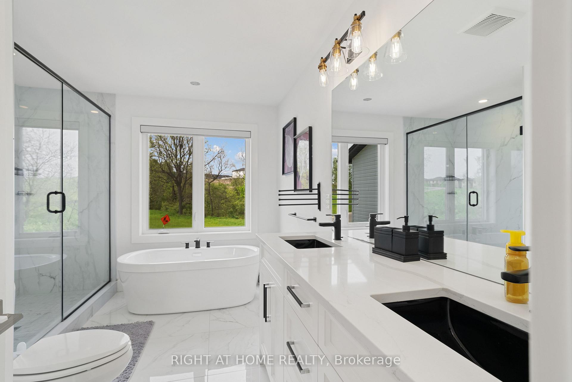 Photo 28 of 2705 Oriole Drive, London, South U — HOMEH