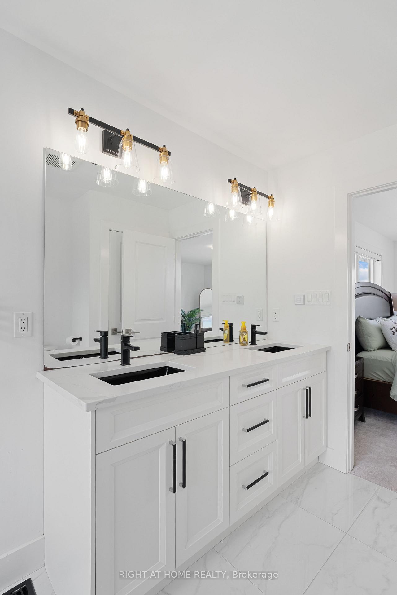 Photo 29 of 2705 Oriole Drive, London, South U — HOMEH