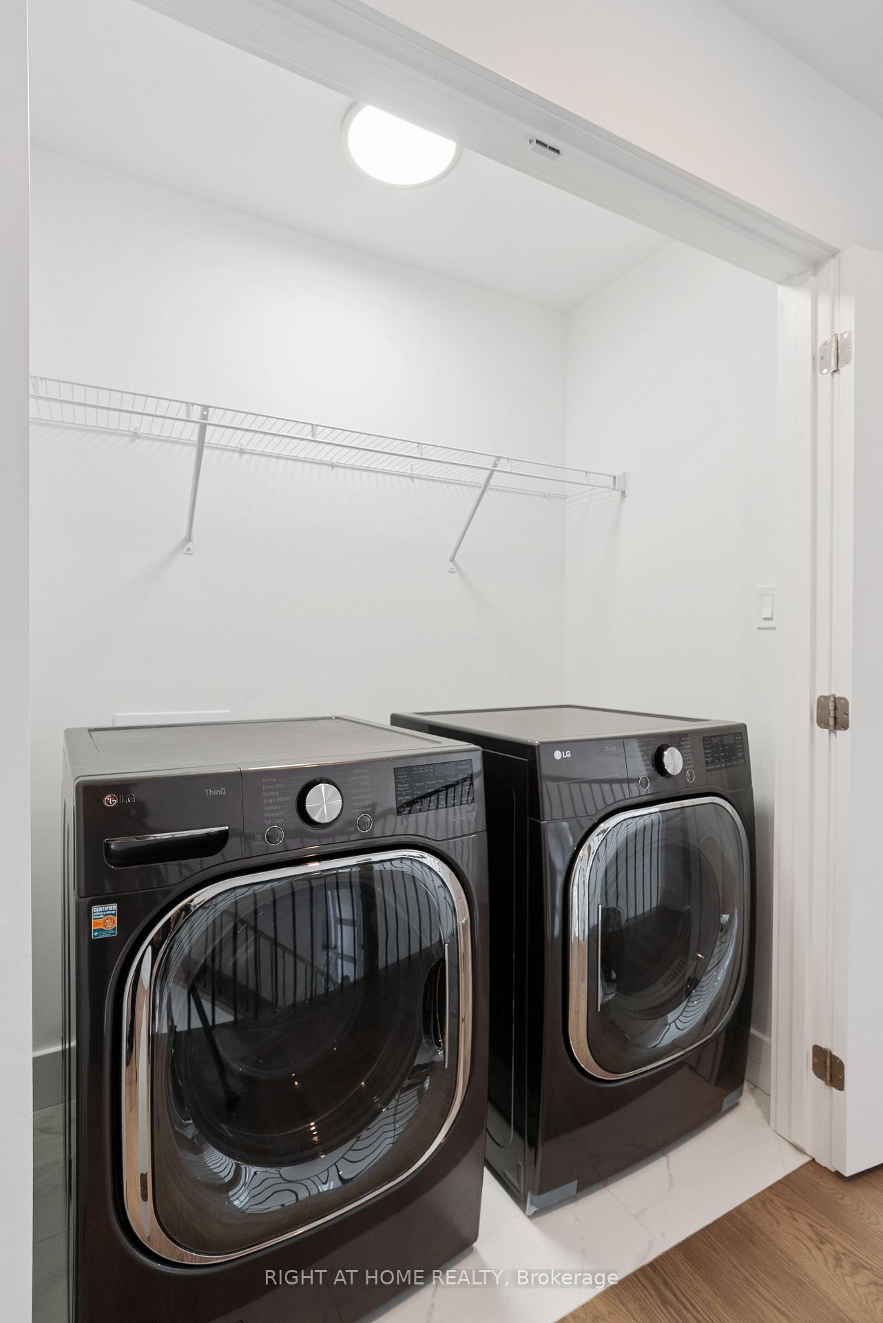 Photo 42 of 2705 Oriole Drive, London, South U — HOMEH