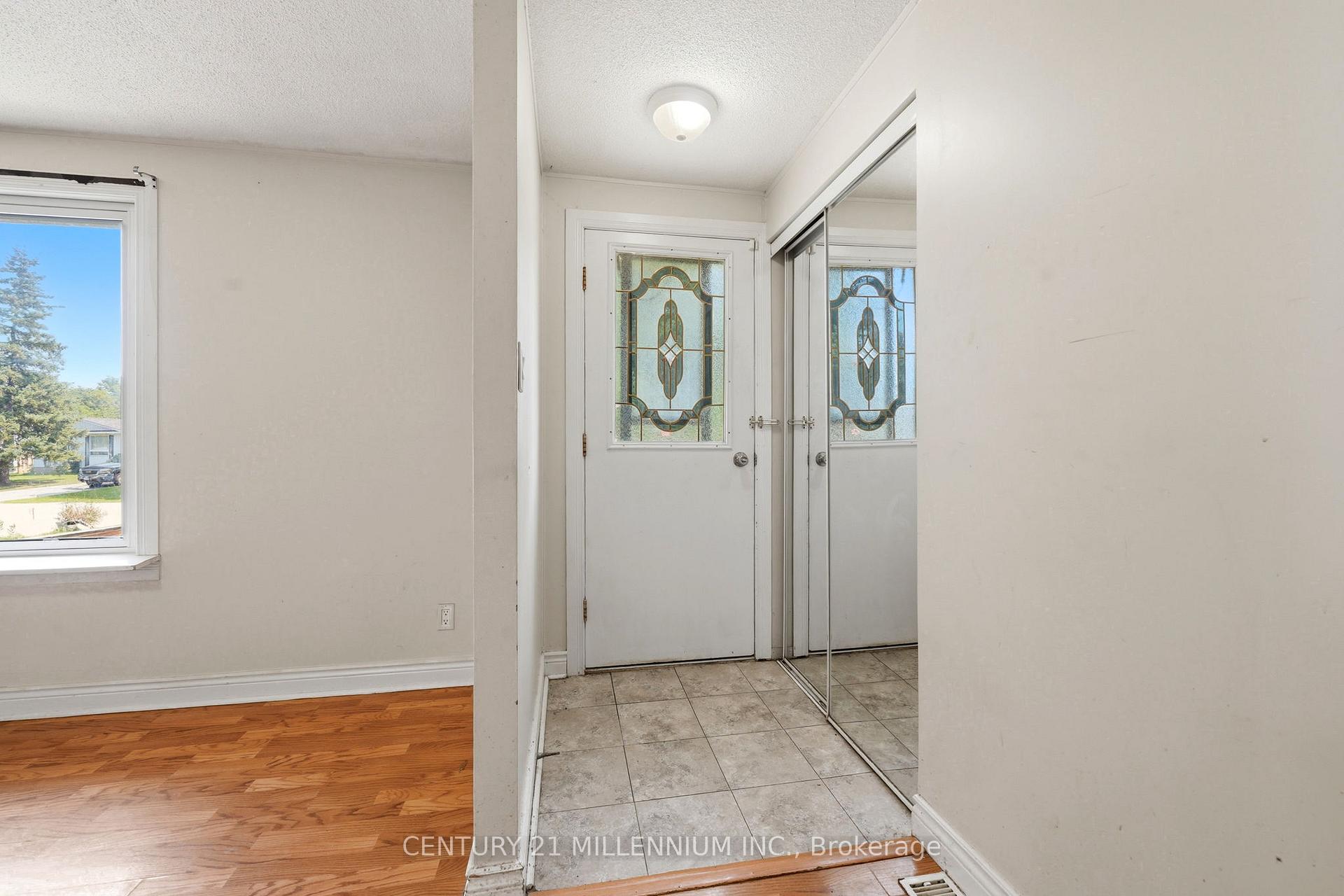 Photo 7 of 60 Eastern Avenue, New Tecumseth, Tottenham — HOMEH