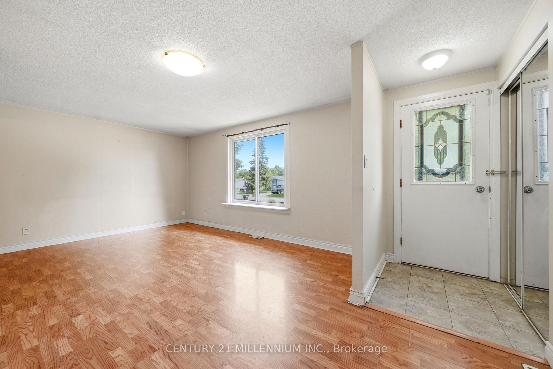Photo 8 of 60 Eastern Avenue, New Tecumseth, Tottenham — HOMEH