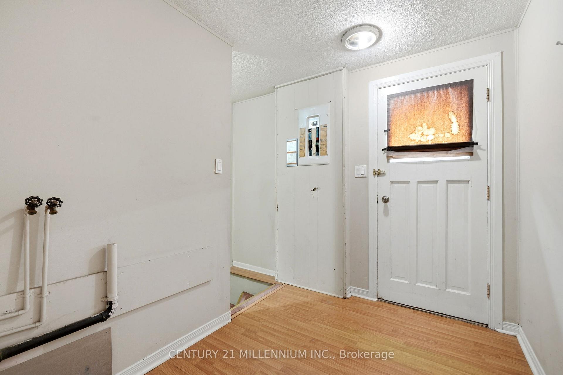 Photo 17 of 60 Eastern Avenue, New Tecumseth, Tottenham — HOMEH