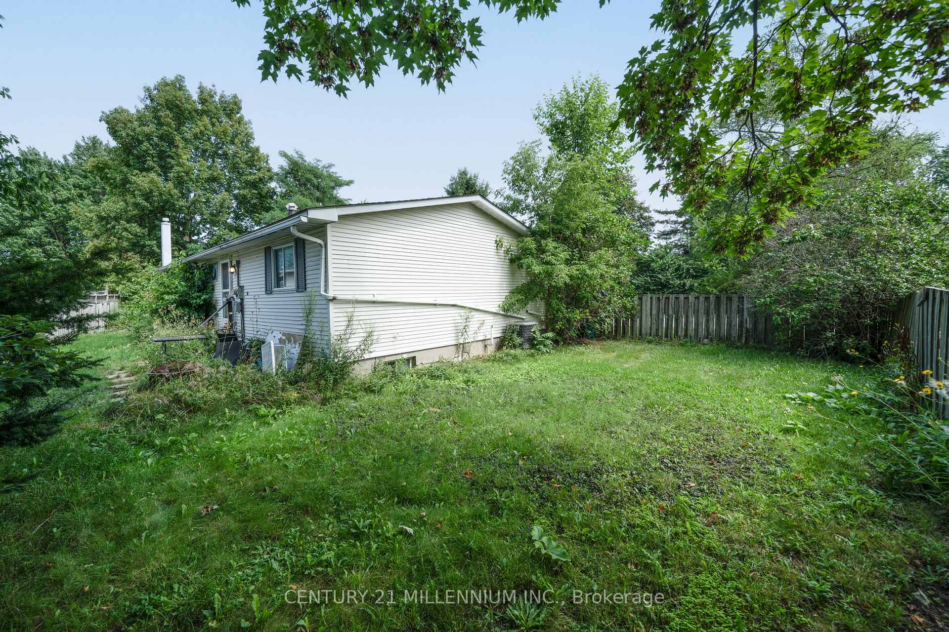 Photo 28 of 60 Eastern Avenue, New Tecumseth, Tottenham — HOMEH