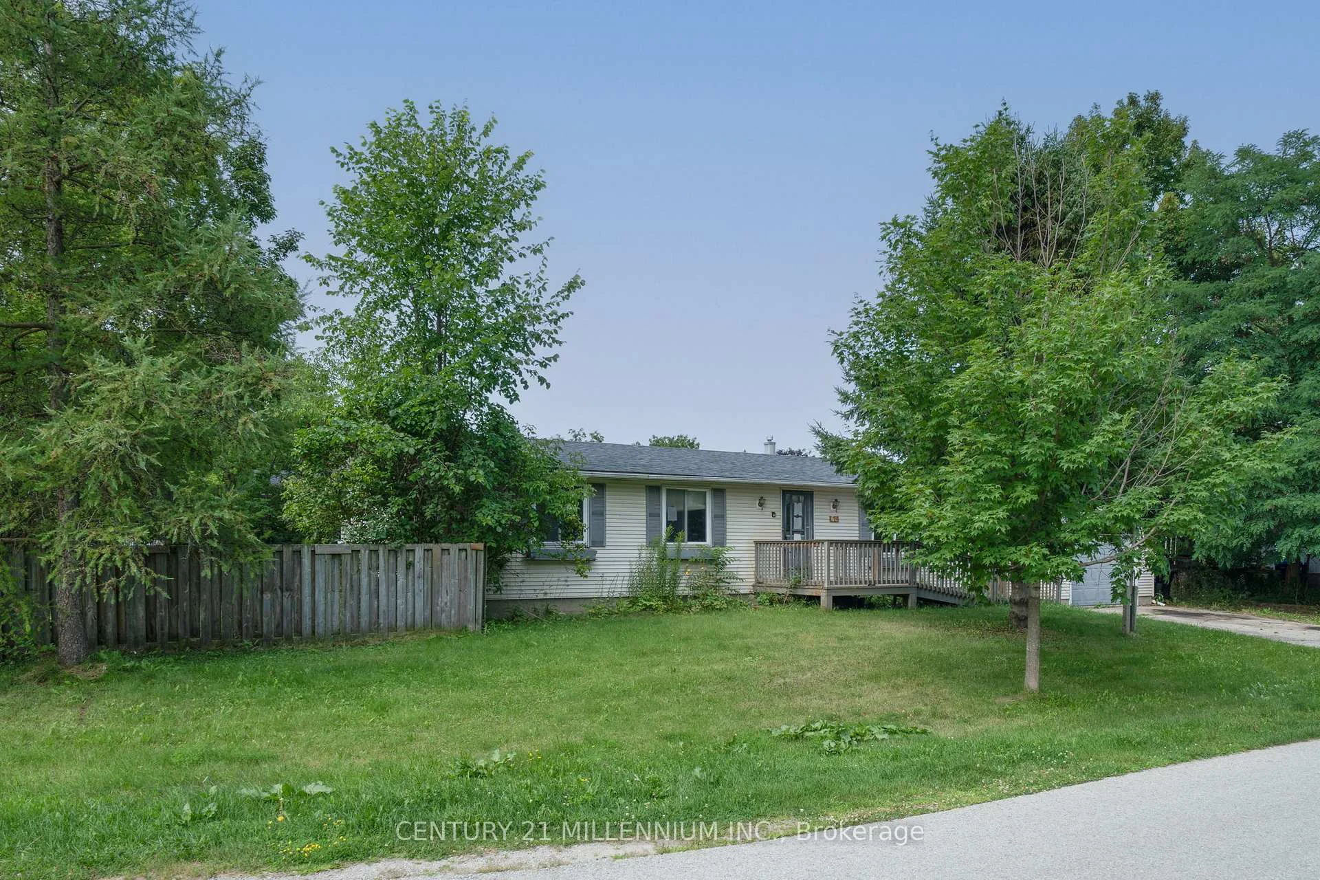 Photo 4 of 60 Eastern Avenue, New Tecumseth, Tottenham — HOMEH