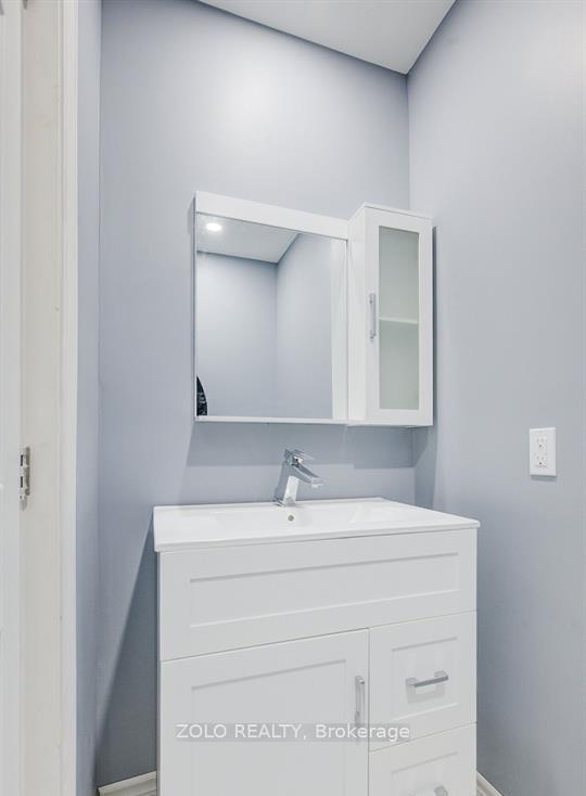 Photo 10 of Unit Upper, 15 Nathaniel Crescent, Kitchener, Pioneer Park — HOMEH
