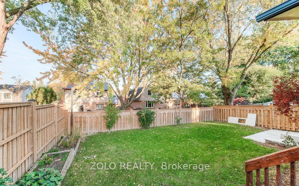 Photo 14 of Unit Upper, 15 Nathaniel Crescent, Kitchener, Pioneer Park — HOMEH