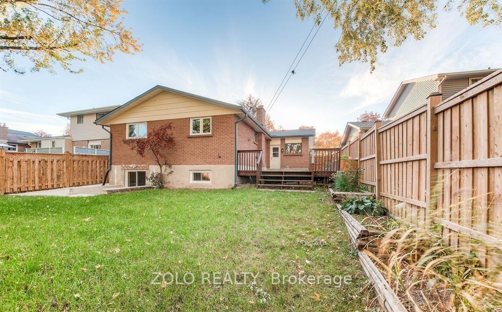 Photo 15 of Unit Upper, 15 Nathaniel Crescent, Kitchener, Pioneer Park — HOMEH