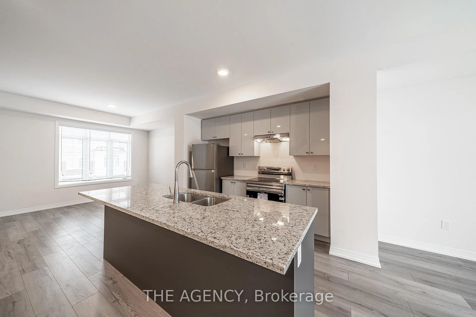 Photo 8 of 108 Bavin Street, Clarington, Bowmanville — HOMEH