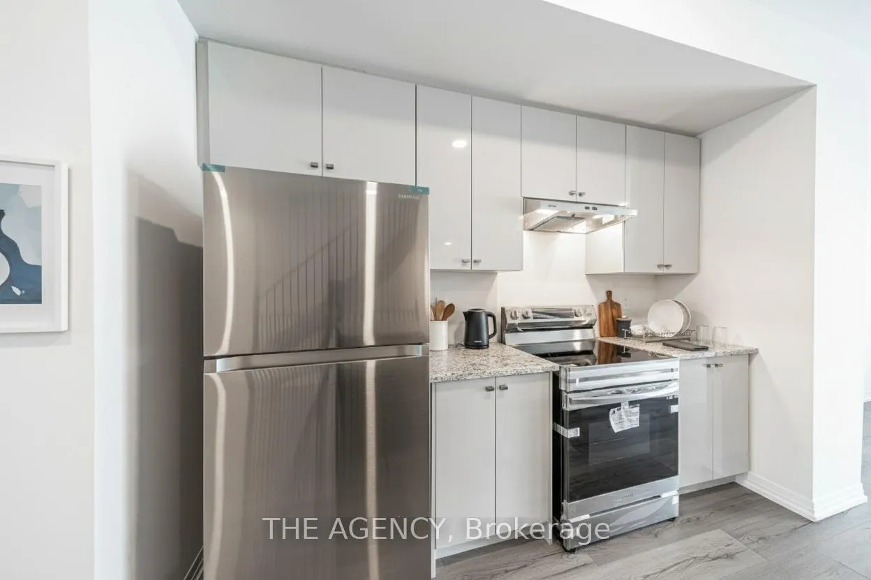 Photo 11 of 108 Bavin Street, Clarington, Bowmanville — HOMEH