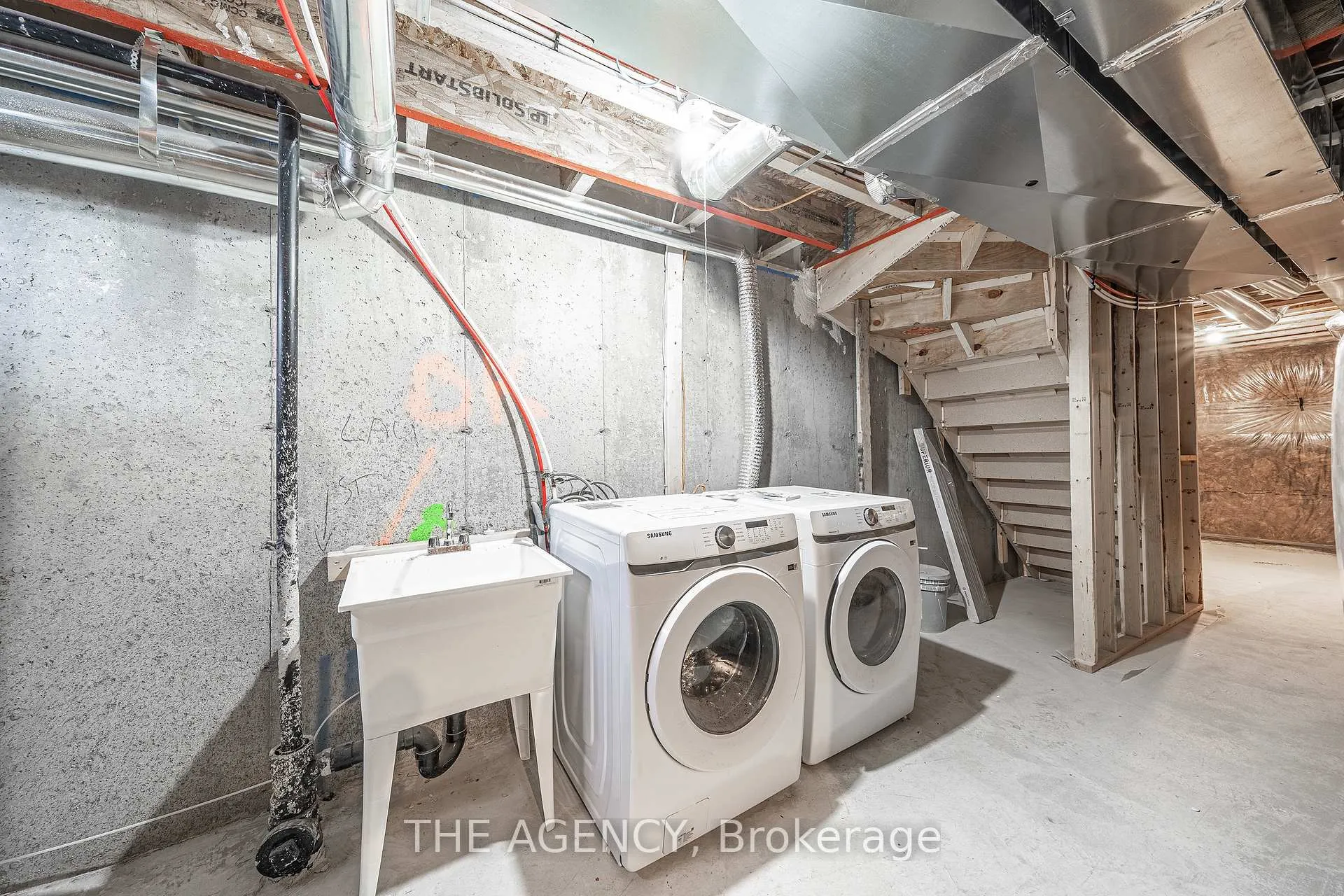 Photo 40 of 108 Bavin Street, Clarington, Bowmanville — HOMEH