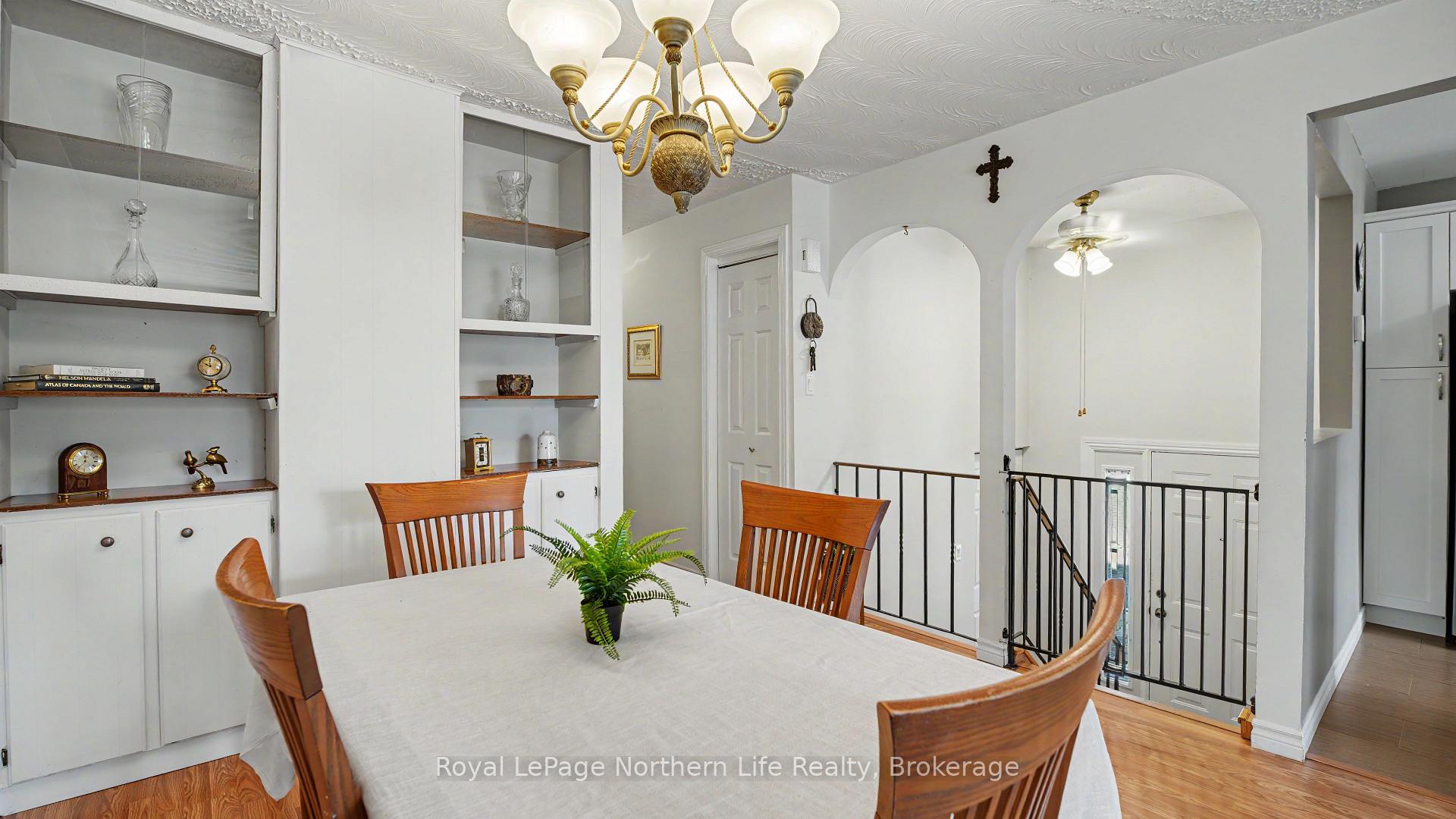 Photo 7 of 29 Pollard Avenue, North Bay, Ferris — HOMEH