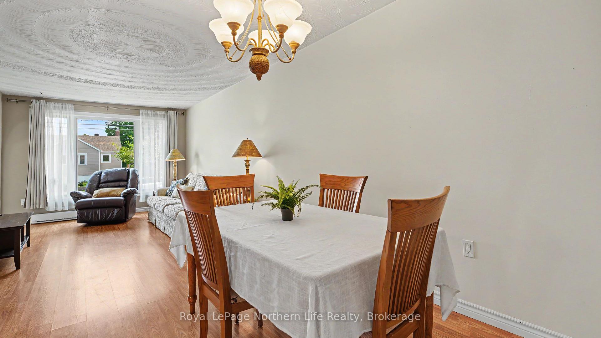 Photo 8 of 29 Pollard Avenue, North Bay, Ferris — HOMEH