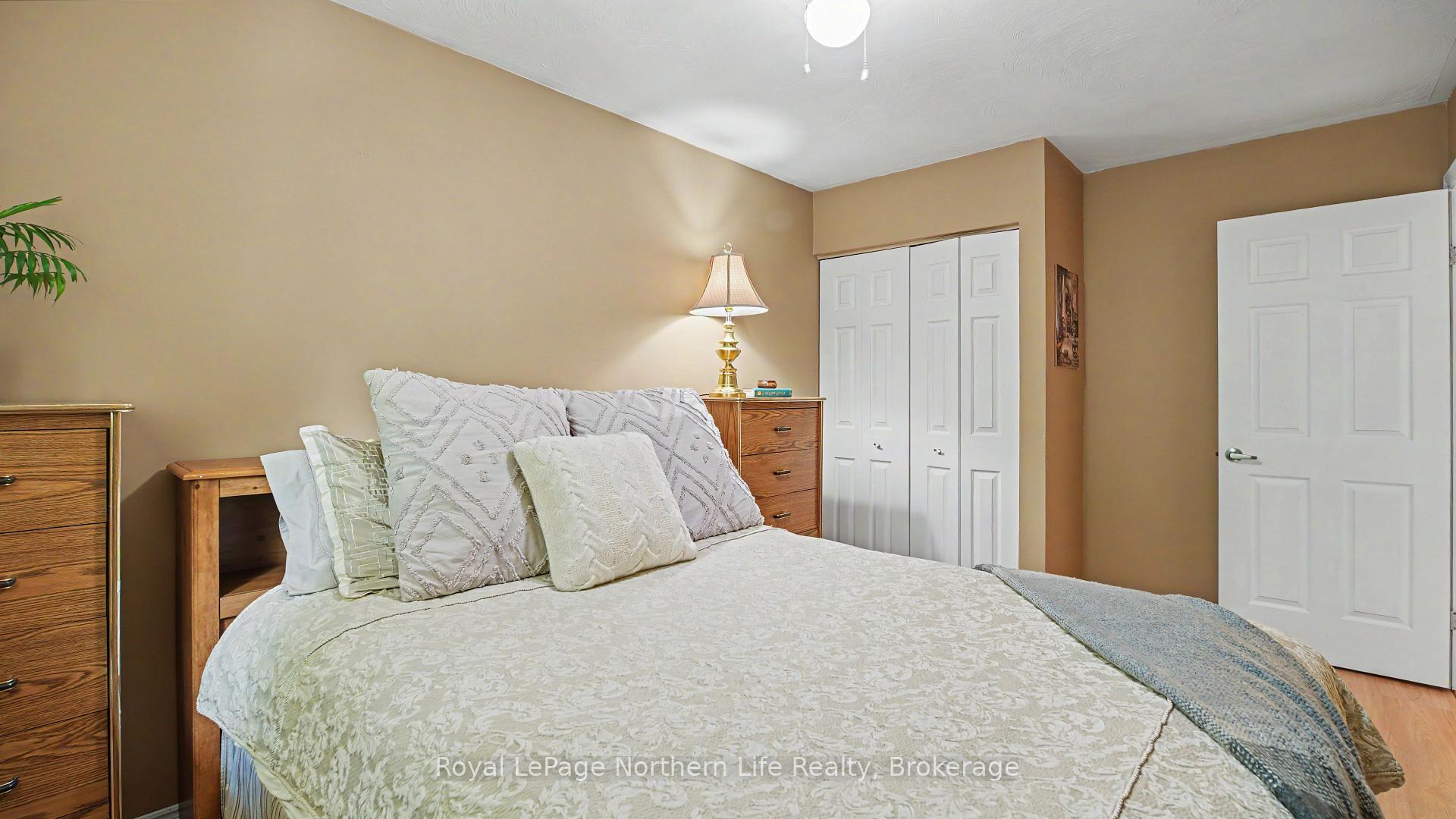 Photo 19 of 29 Pollard Avenue, North Bay, Ferris — HOMEH