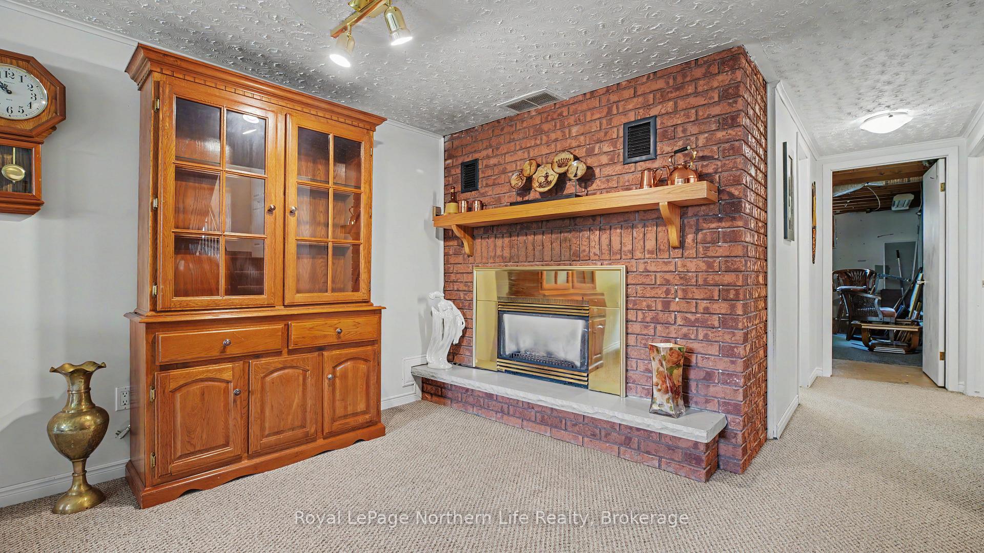Photo 25 of 29 Pollard Avenue, North Bay, Ferris — HOMEH