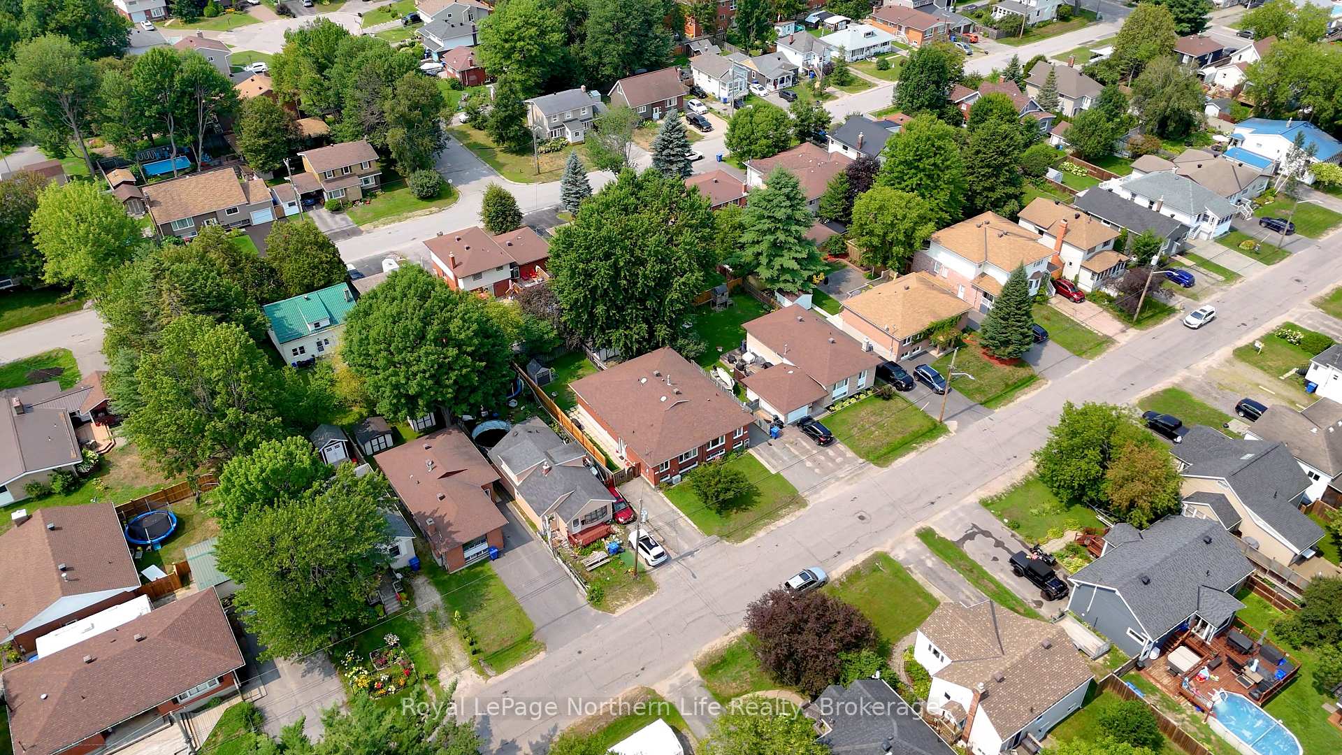 Photo 40 of 29 Pollard Avenue, North Bay, Ferris — HOMEH