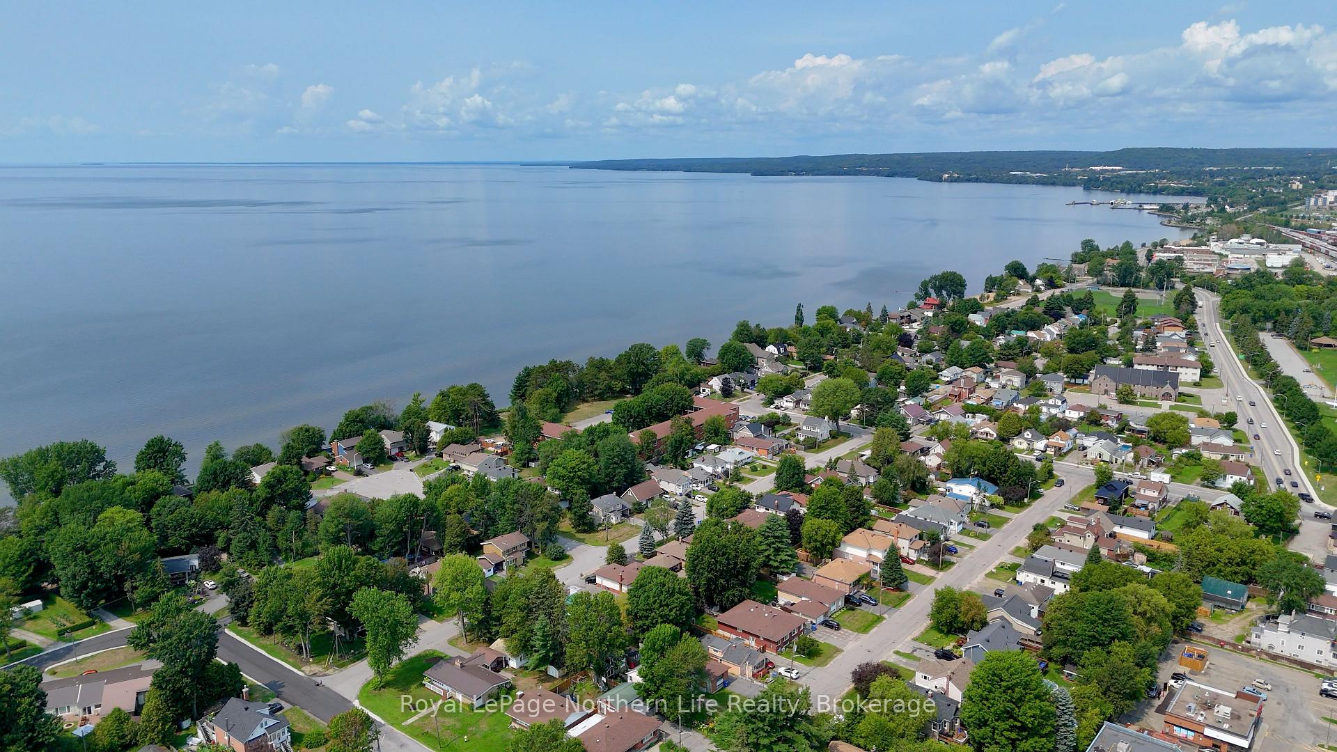 Photo 41 of 29 Pollard Avenue, North Bay, Ferris — HOMEH