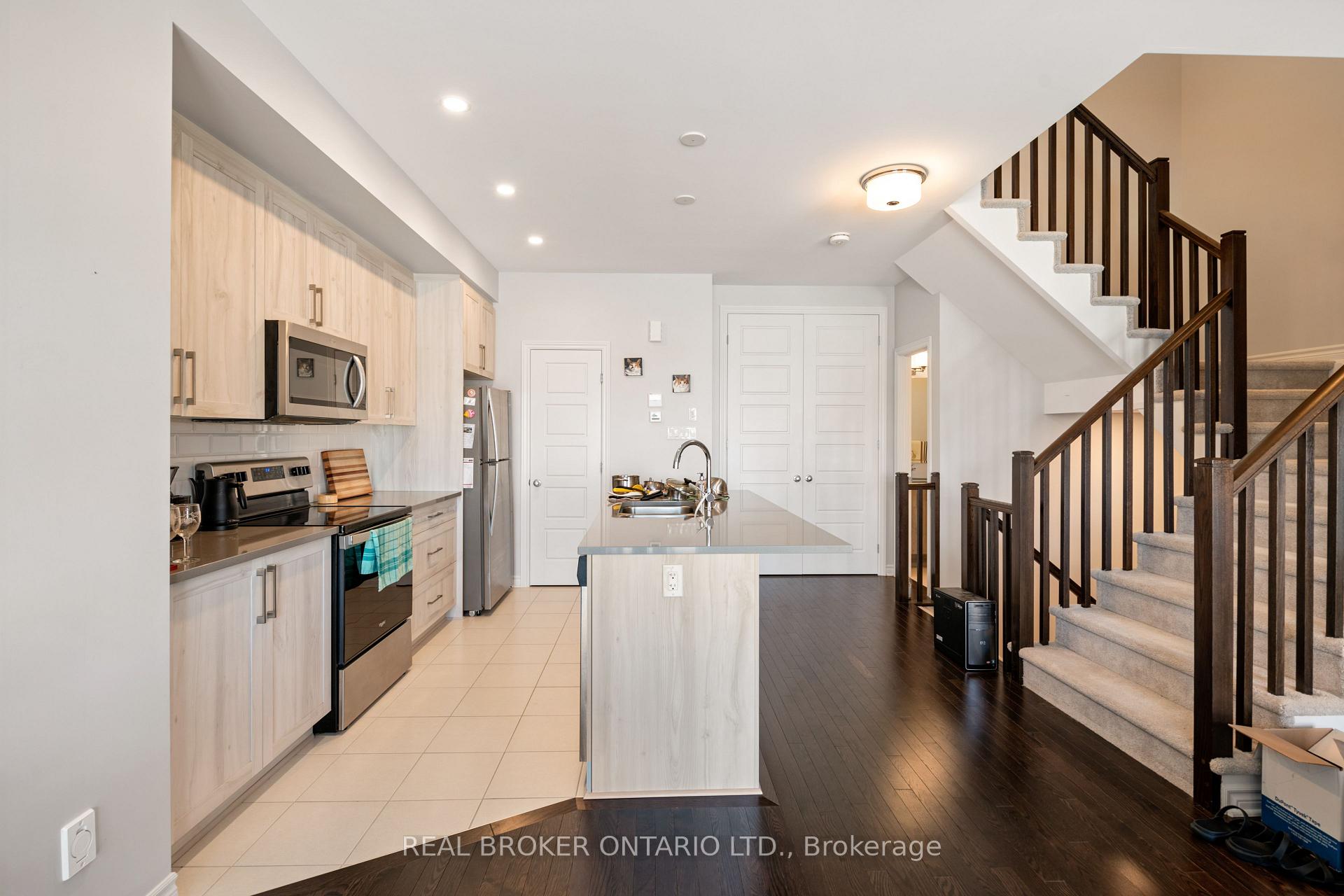 Photo 9 of 219 Pastel Way, Ottawa, Barrhaven - Half Moon Bay — HOMEH