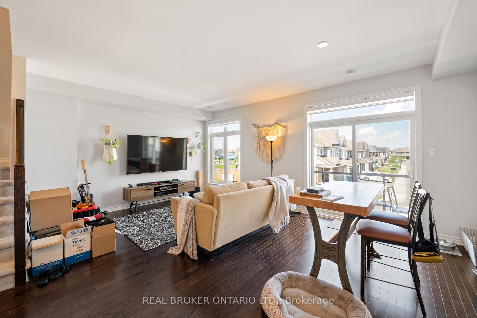 Photo 10 of 219 Pastel Way, Ottawa, Barrhaven - Half Moon Bay — HOMEH