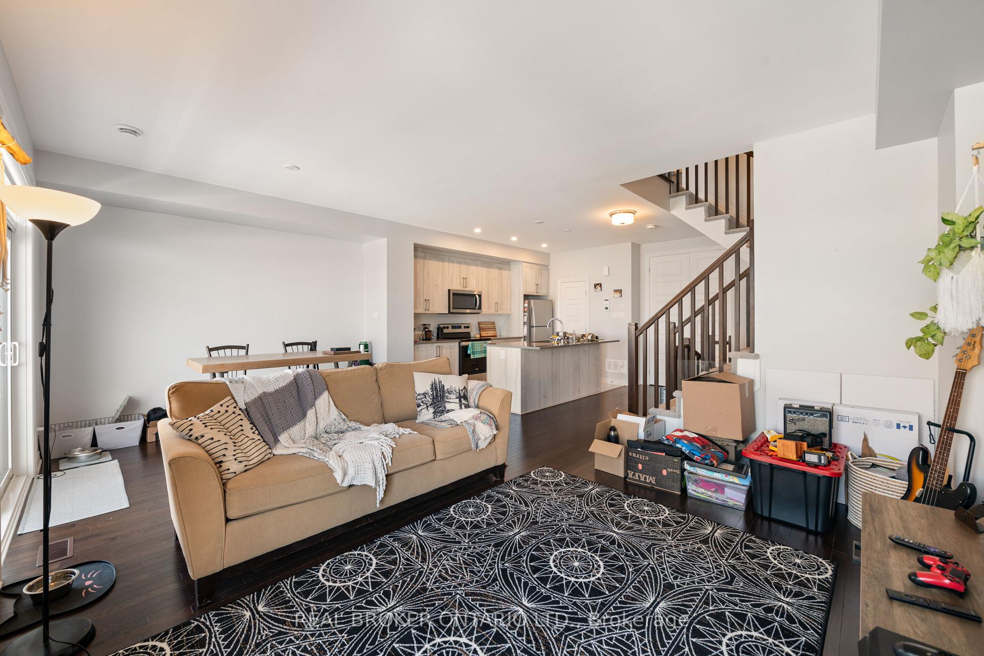 Photo 13 of 219 Pastel Way, Ottawa, Barrhaven - Half Moon Bay — HOMEH